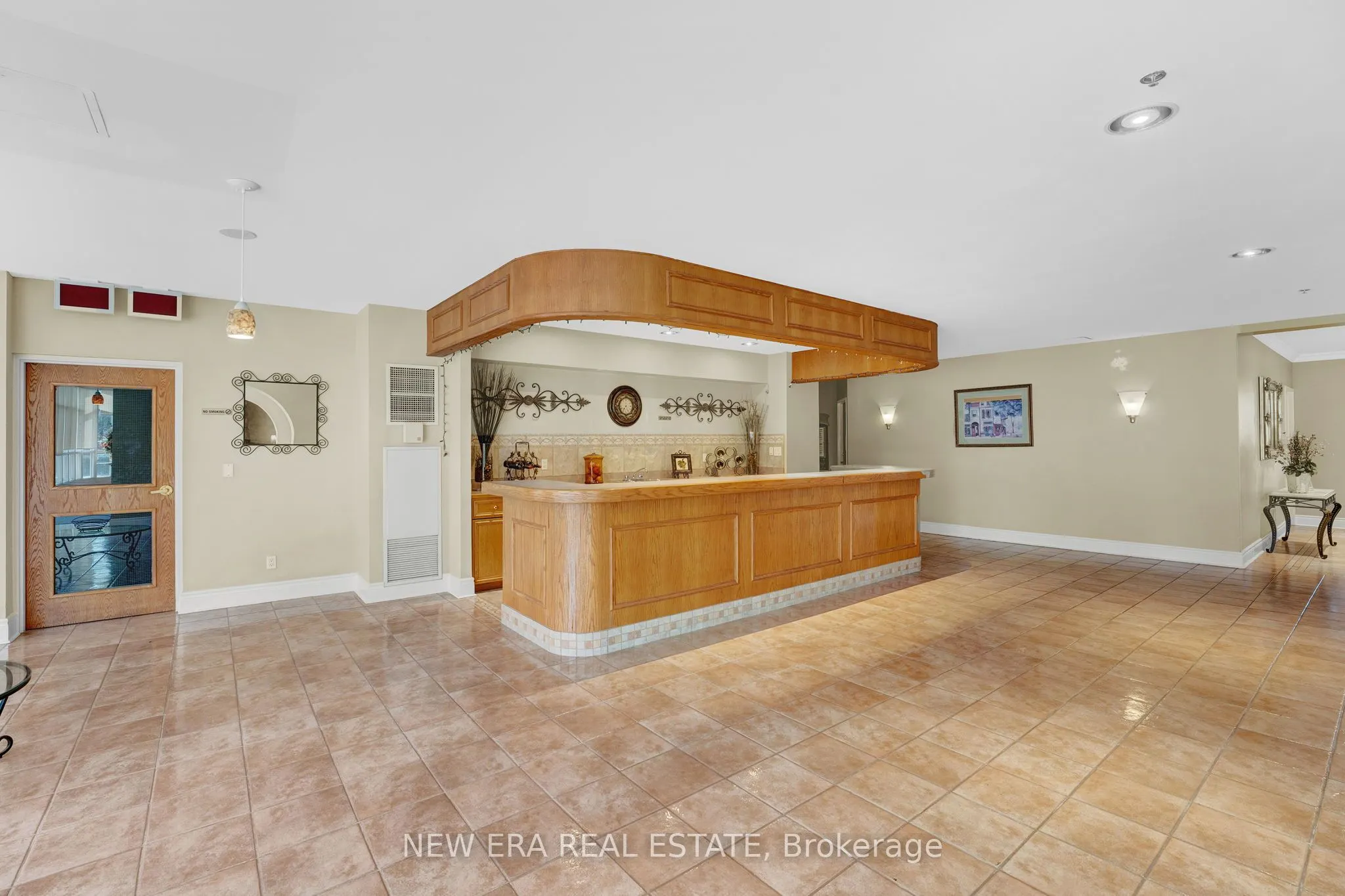 7373 Martin Grove Road, #522