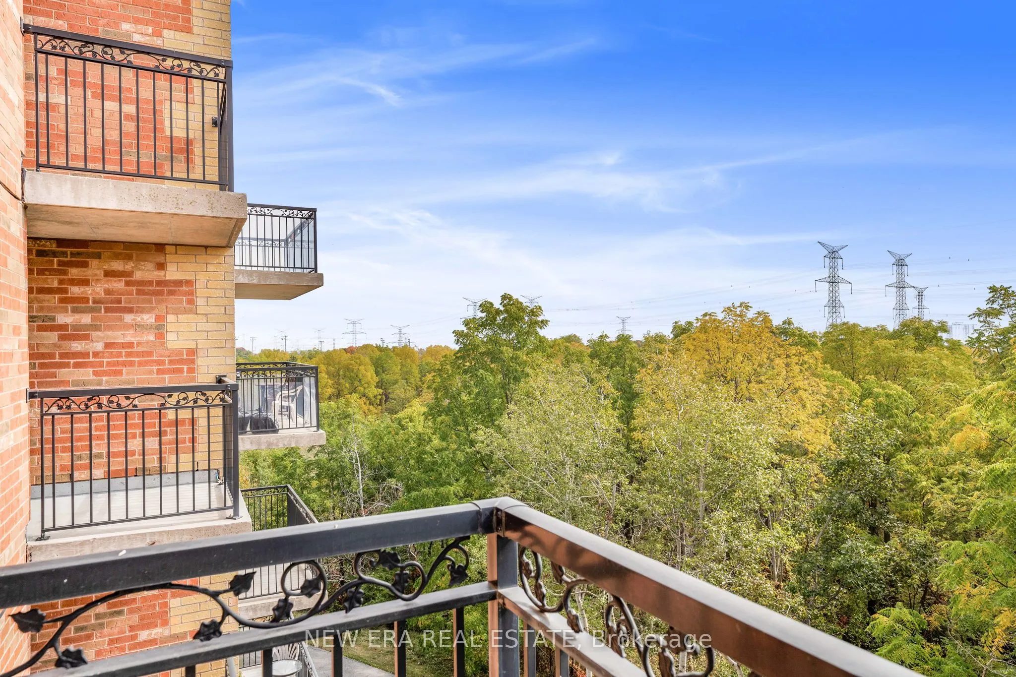 7373 Martin Grove Road, #522