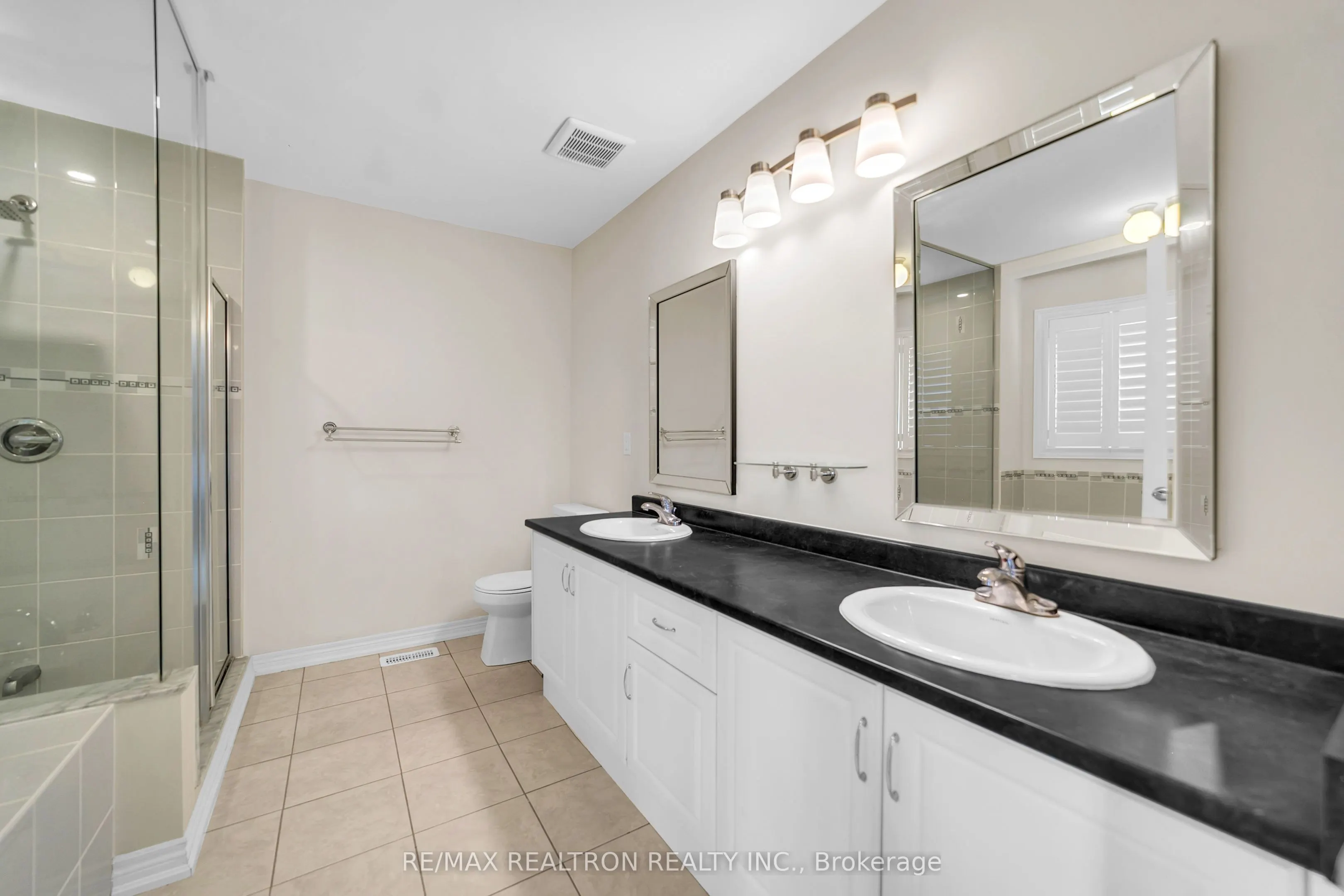 669 Sweetwater Crescent