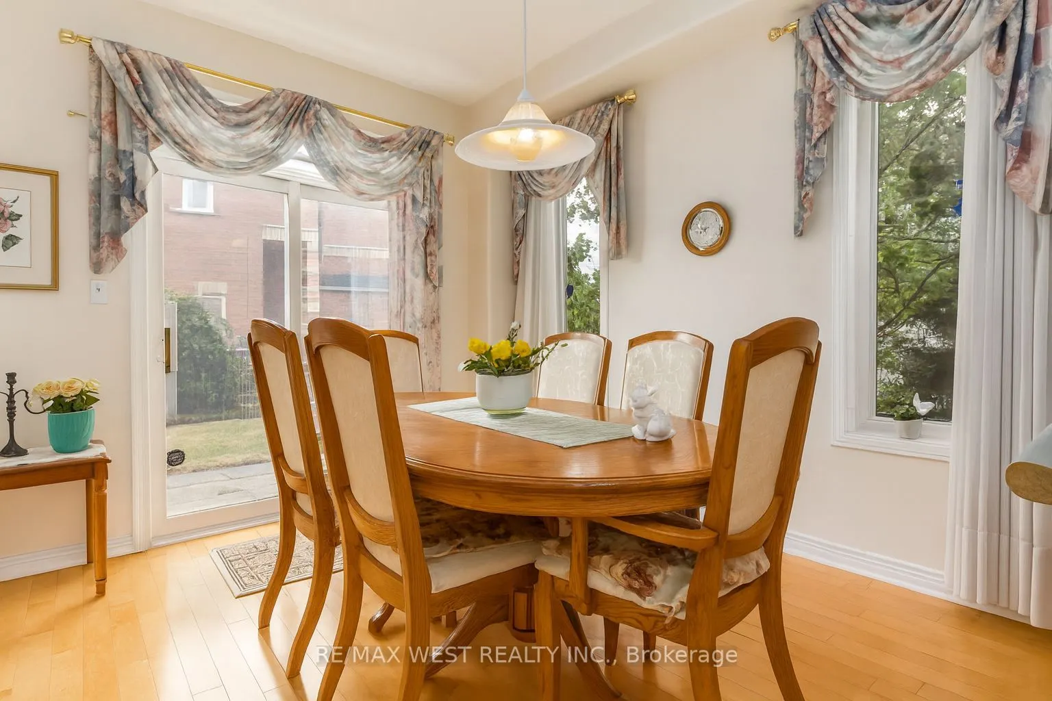 37 Belford Crescent