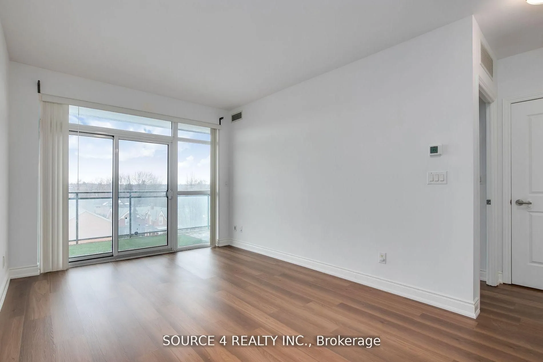 281 Woodbridge Avenue, #426