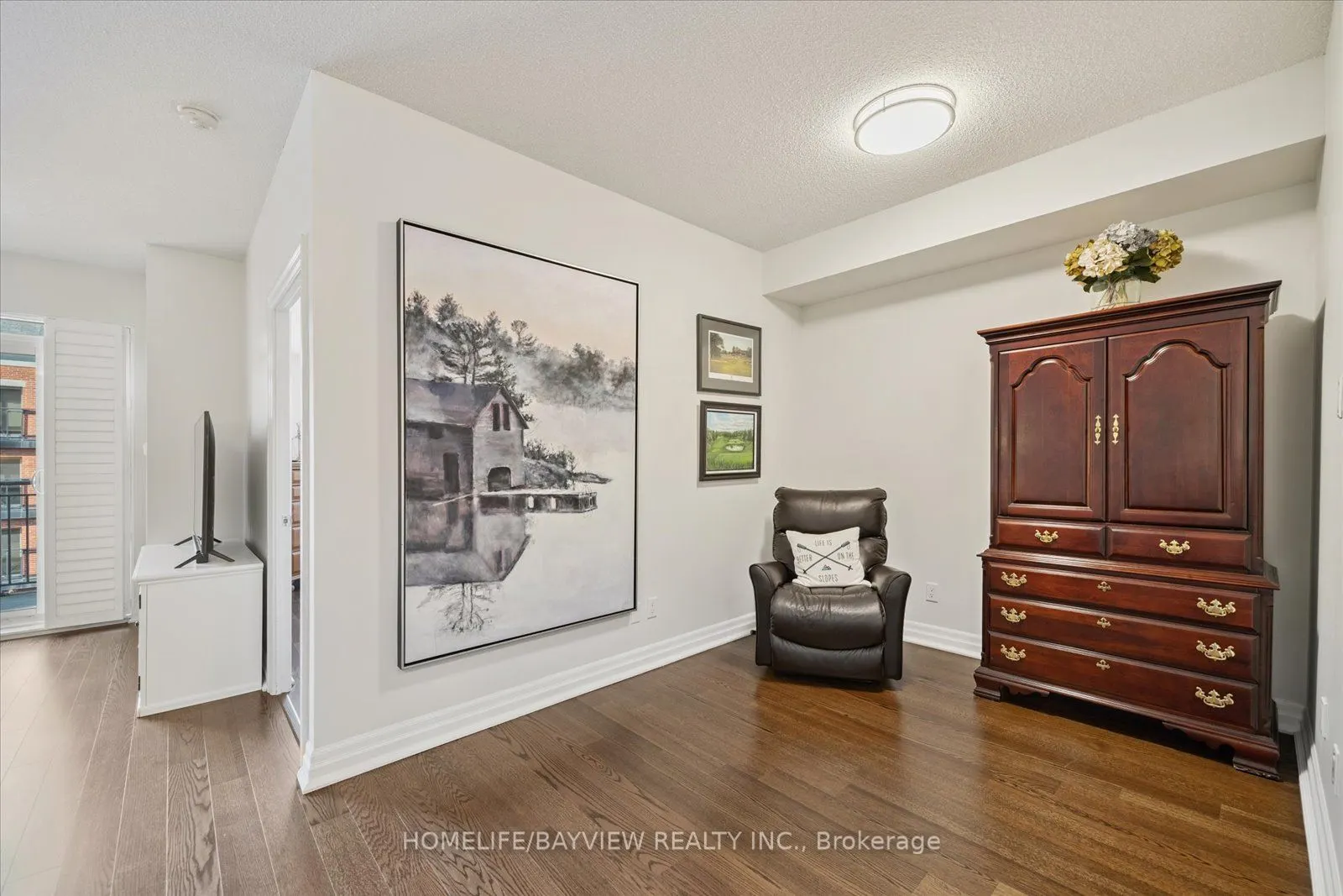 180 John Way W, #421