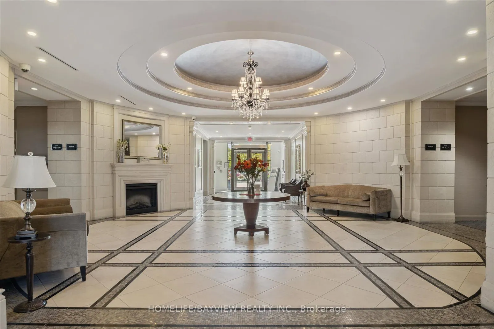 180 John Way W, #421
