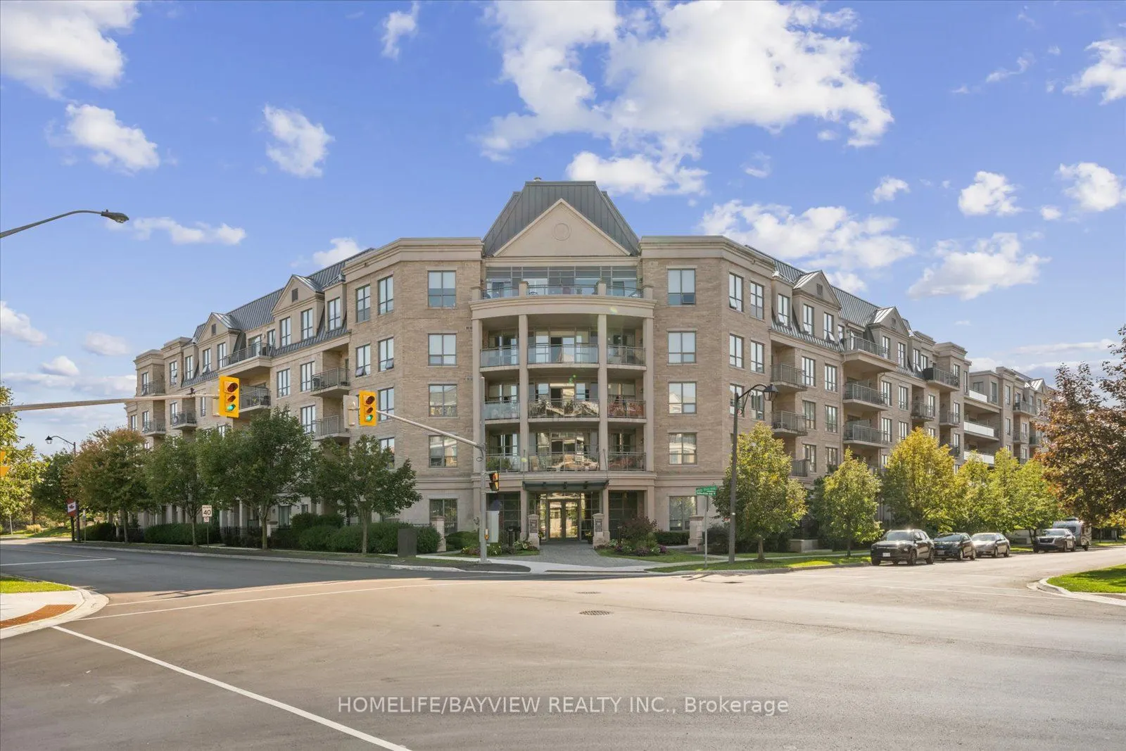 180 John Way W, #421