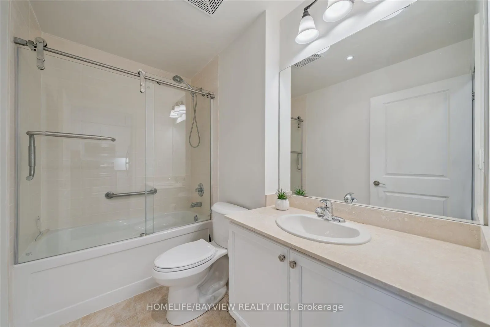 180 John Way W, #421