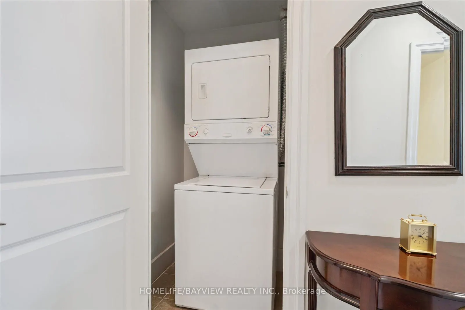 180 John Way W, #421