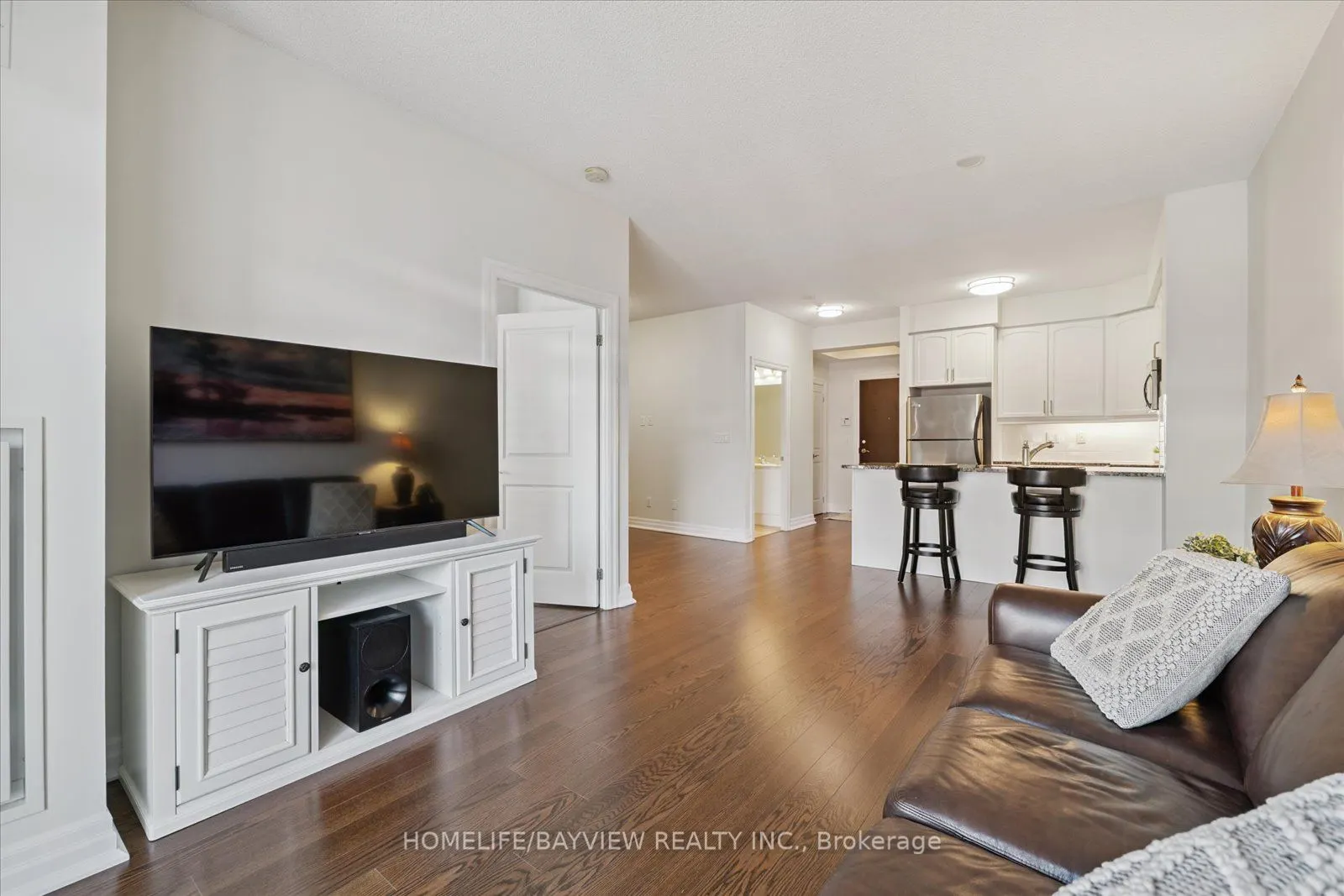 180 John Way W, #421