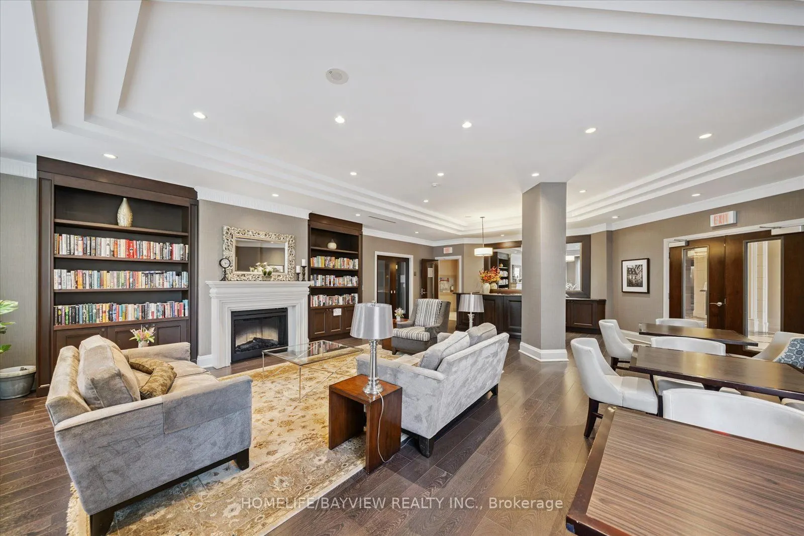 180 John Way W, #421