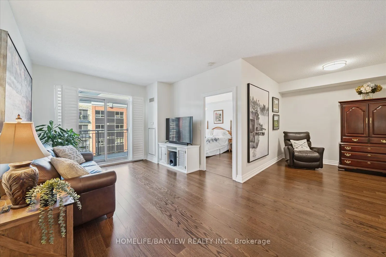180 John Way W, #421