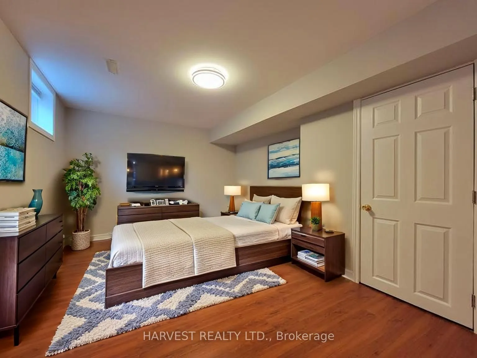 10 Conover Avenue