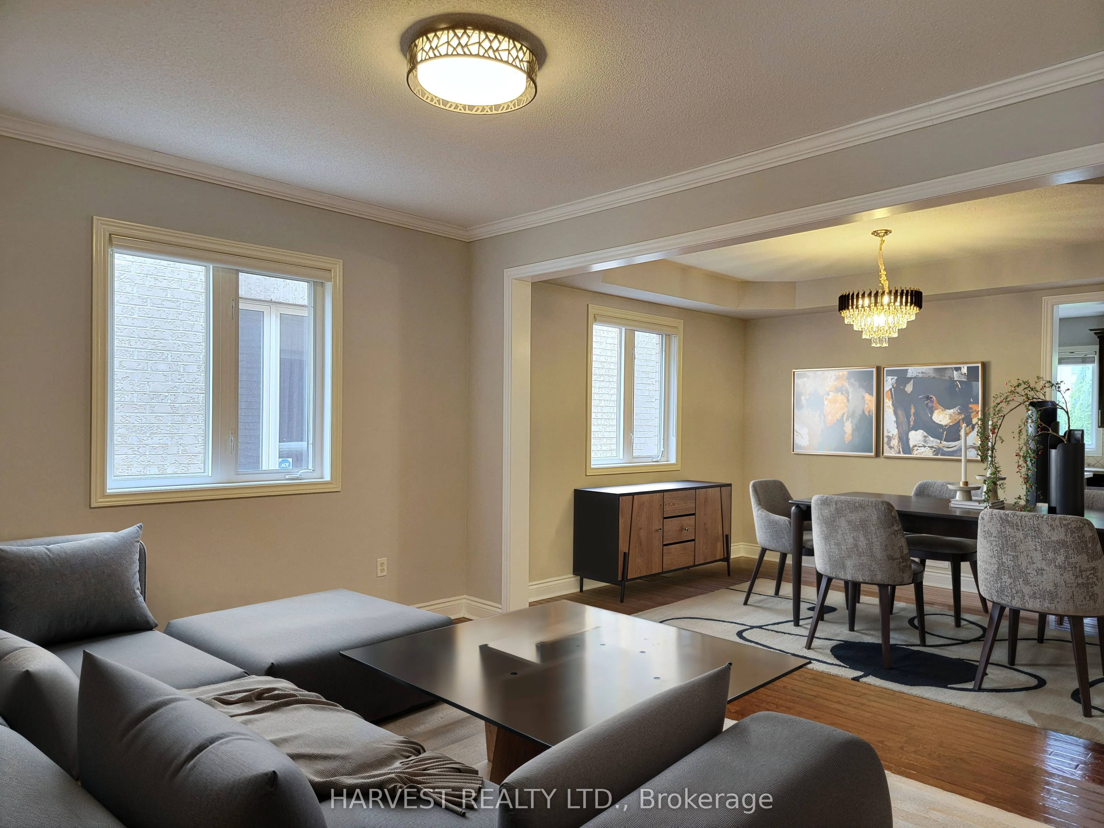 10 Conover Avenue