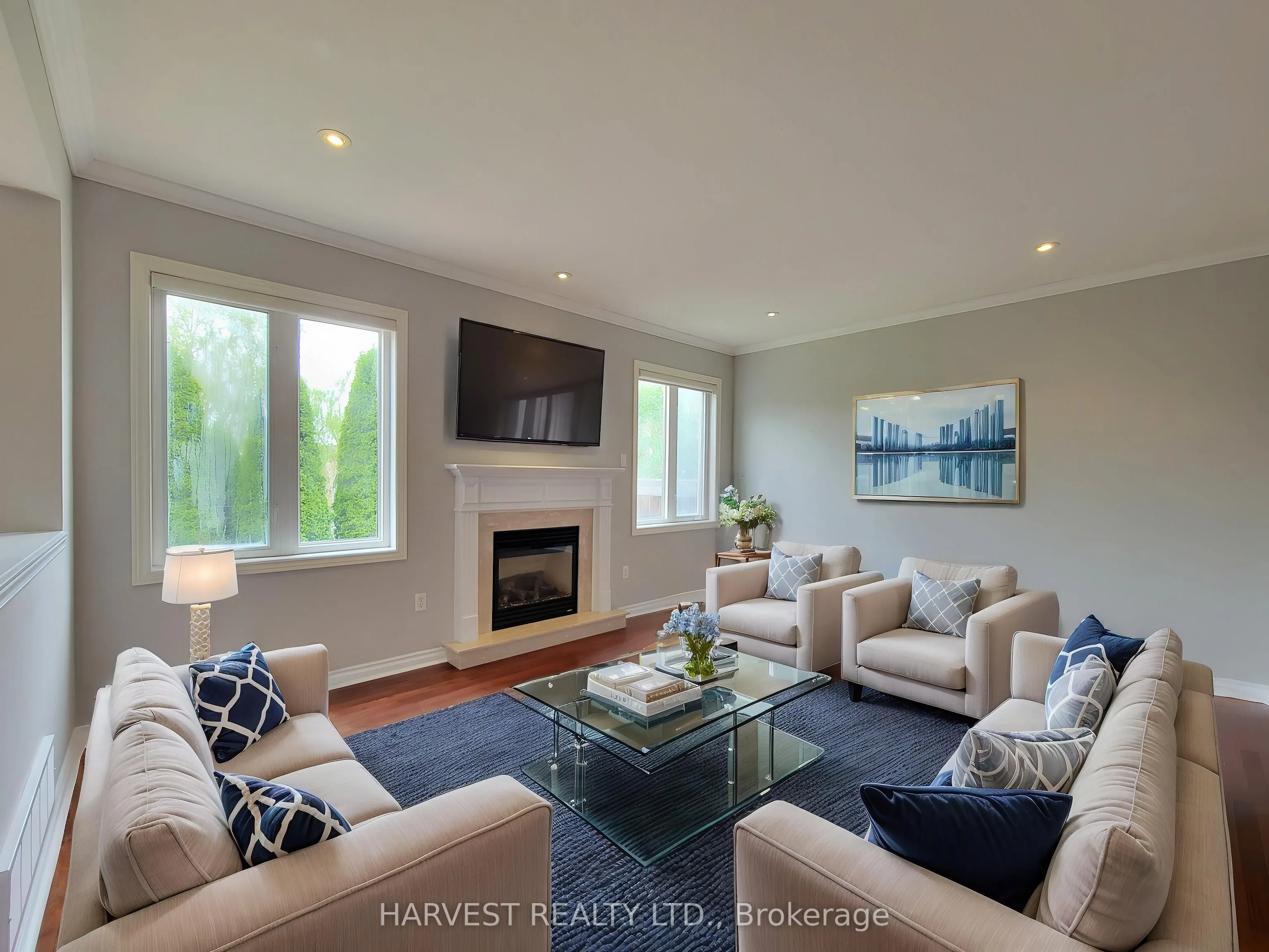 10 Conover Avenue