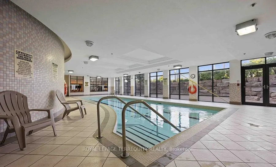 11121 Yonge Street, #215
