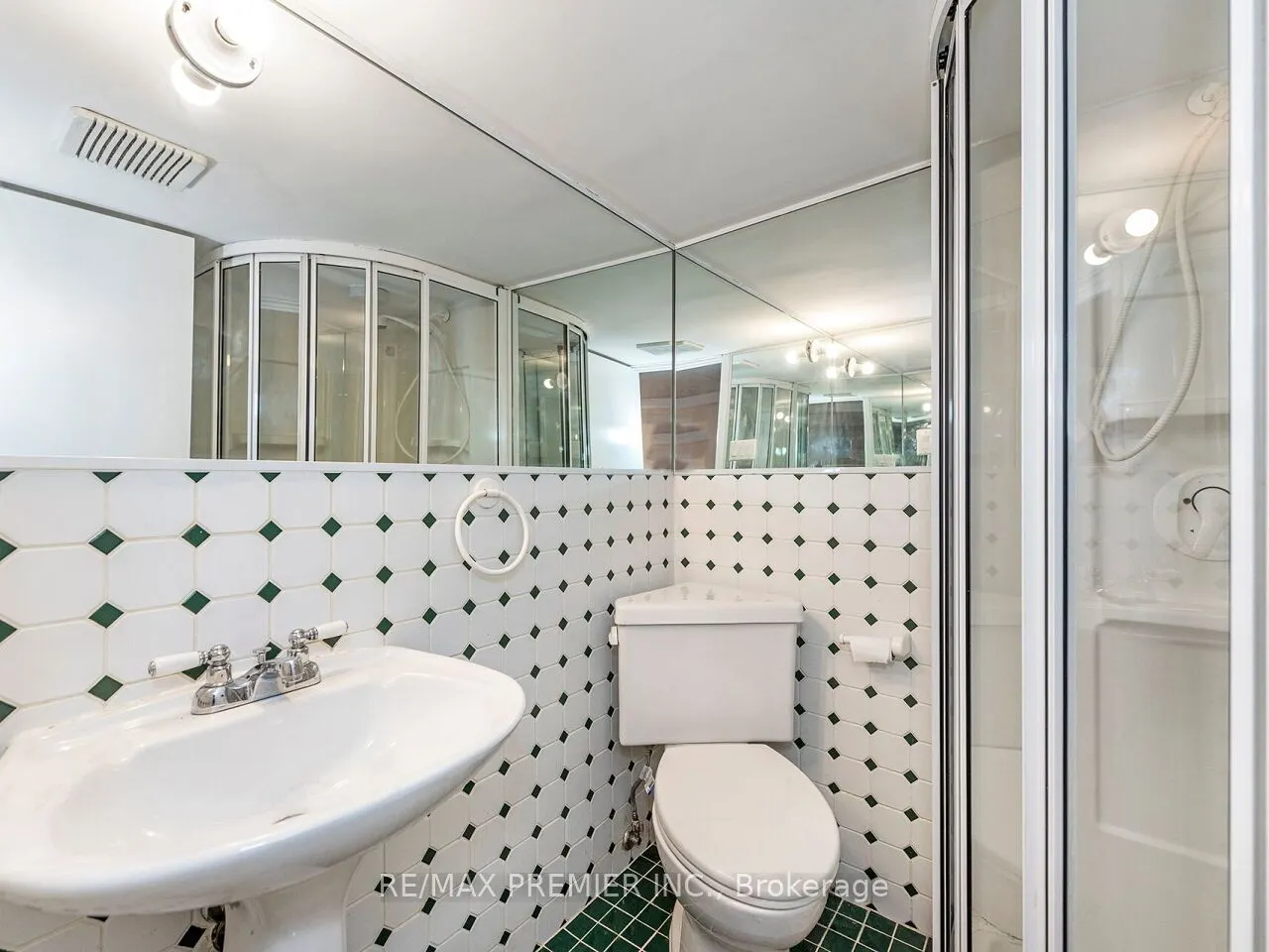 37 Belmont Crescent
