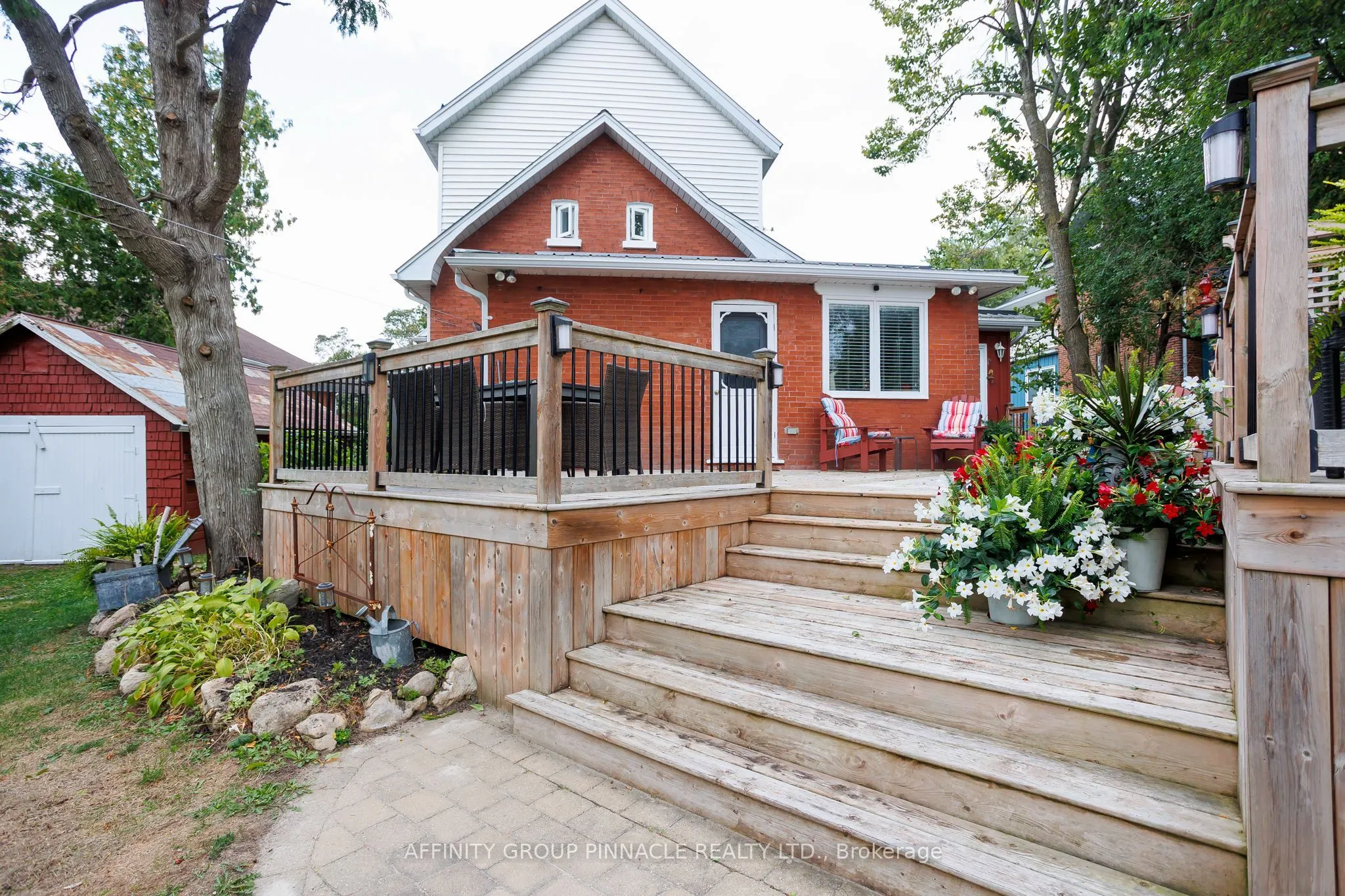 414 Osborne Street