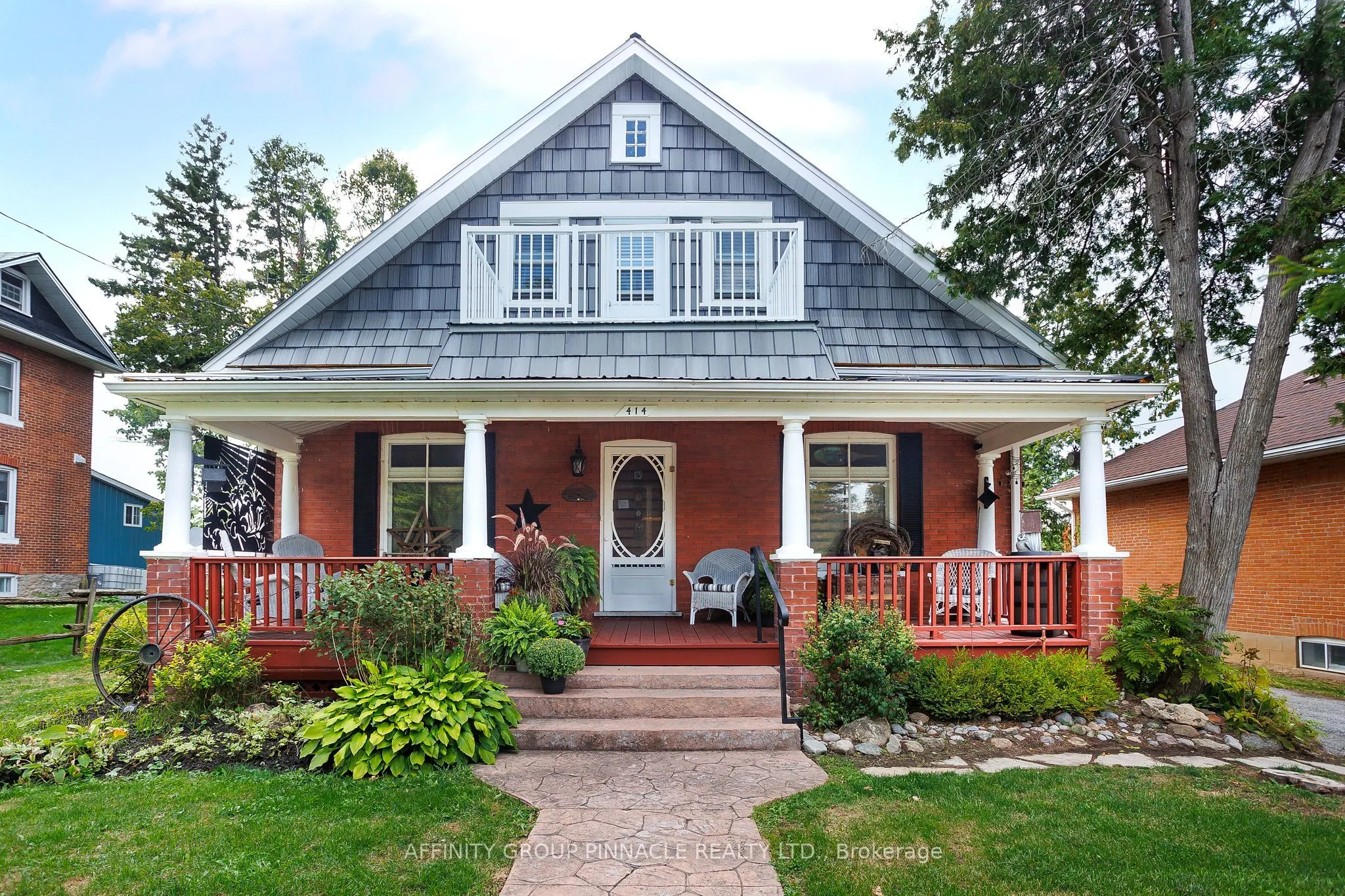414 Osborne Street