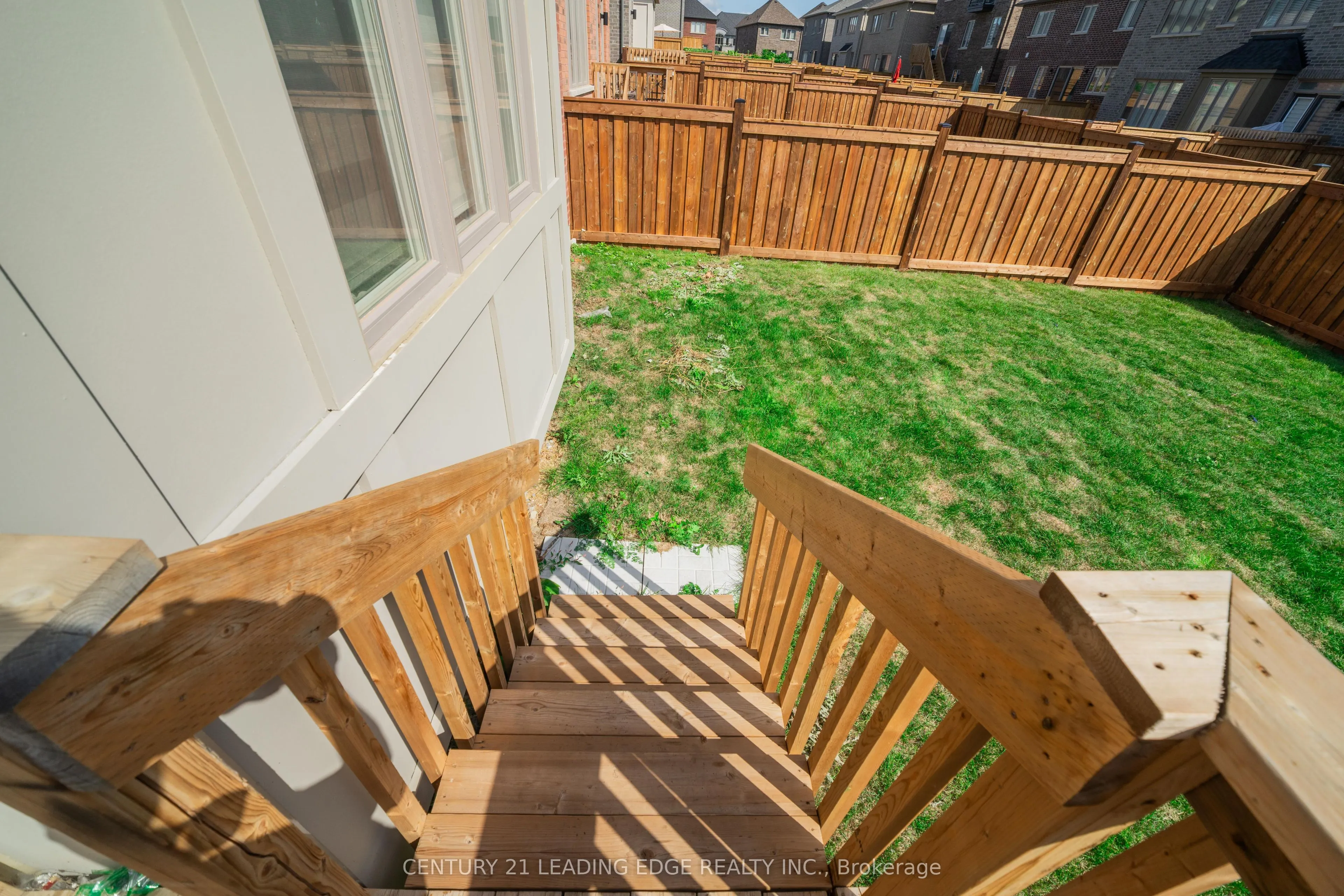 77 Kentledge Avenue