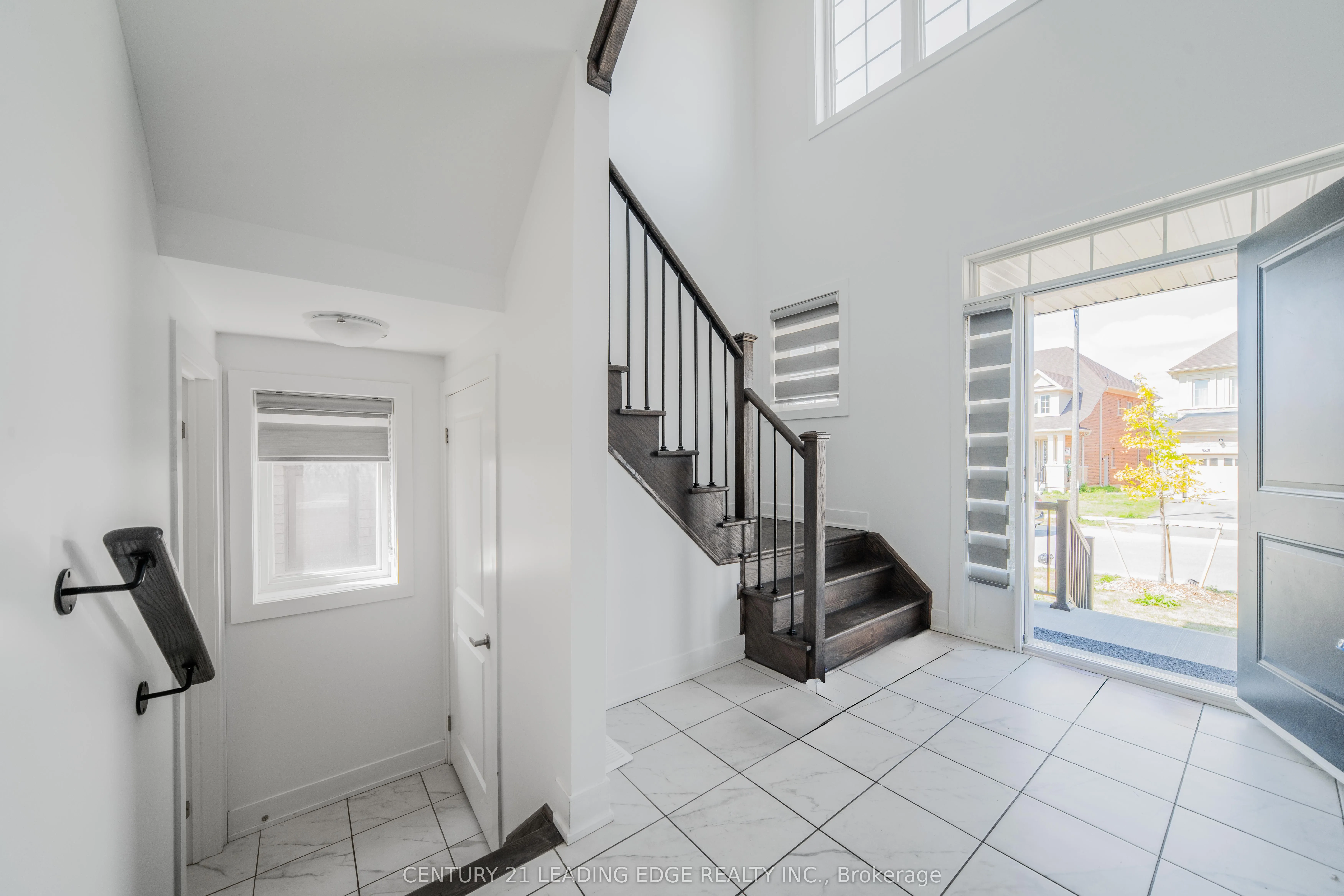 77 Kentledge Avenue