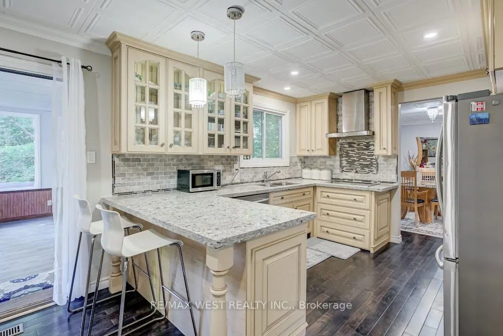 661 Regional Road, #21