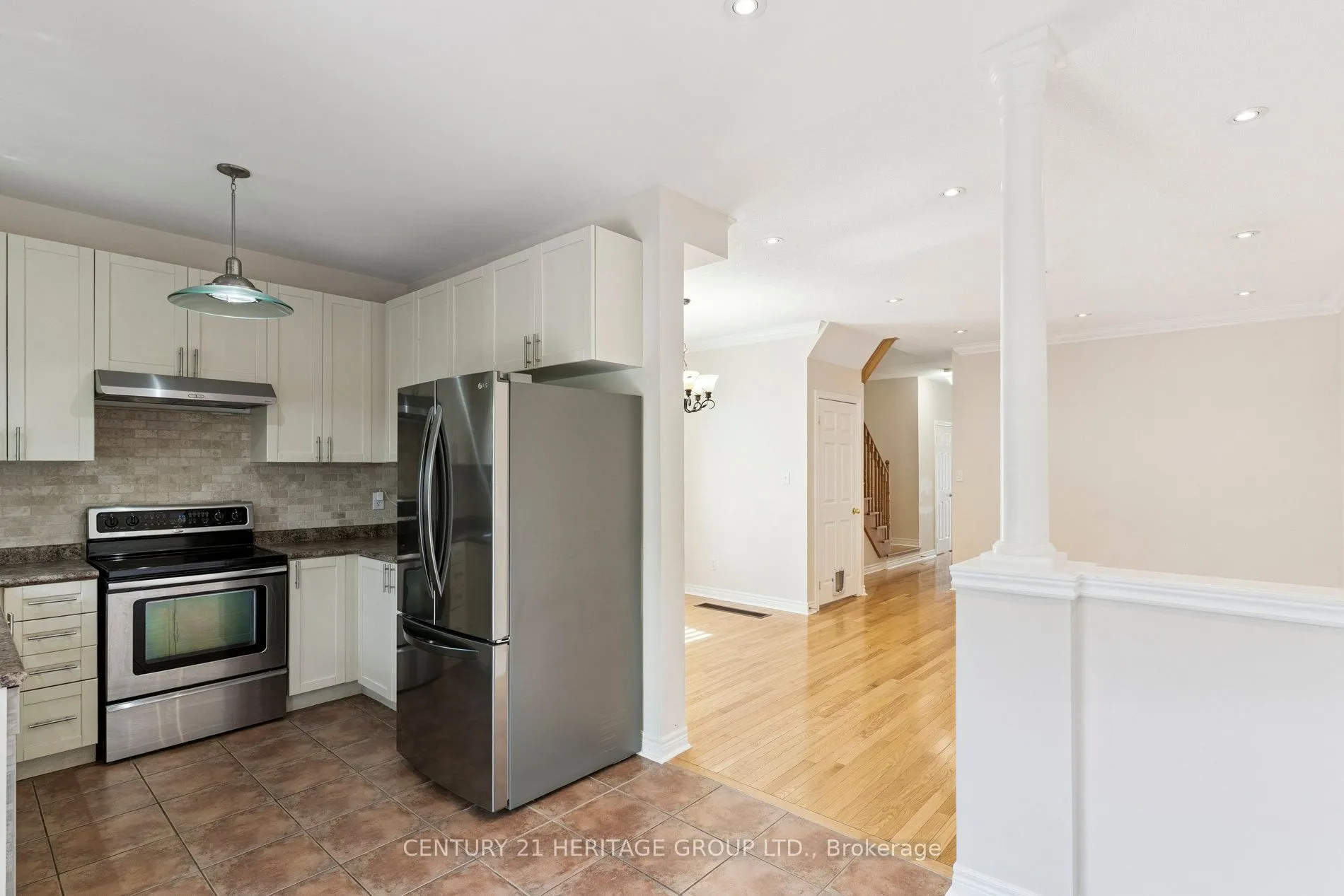 187 Tom Taylor Crescent