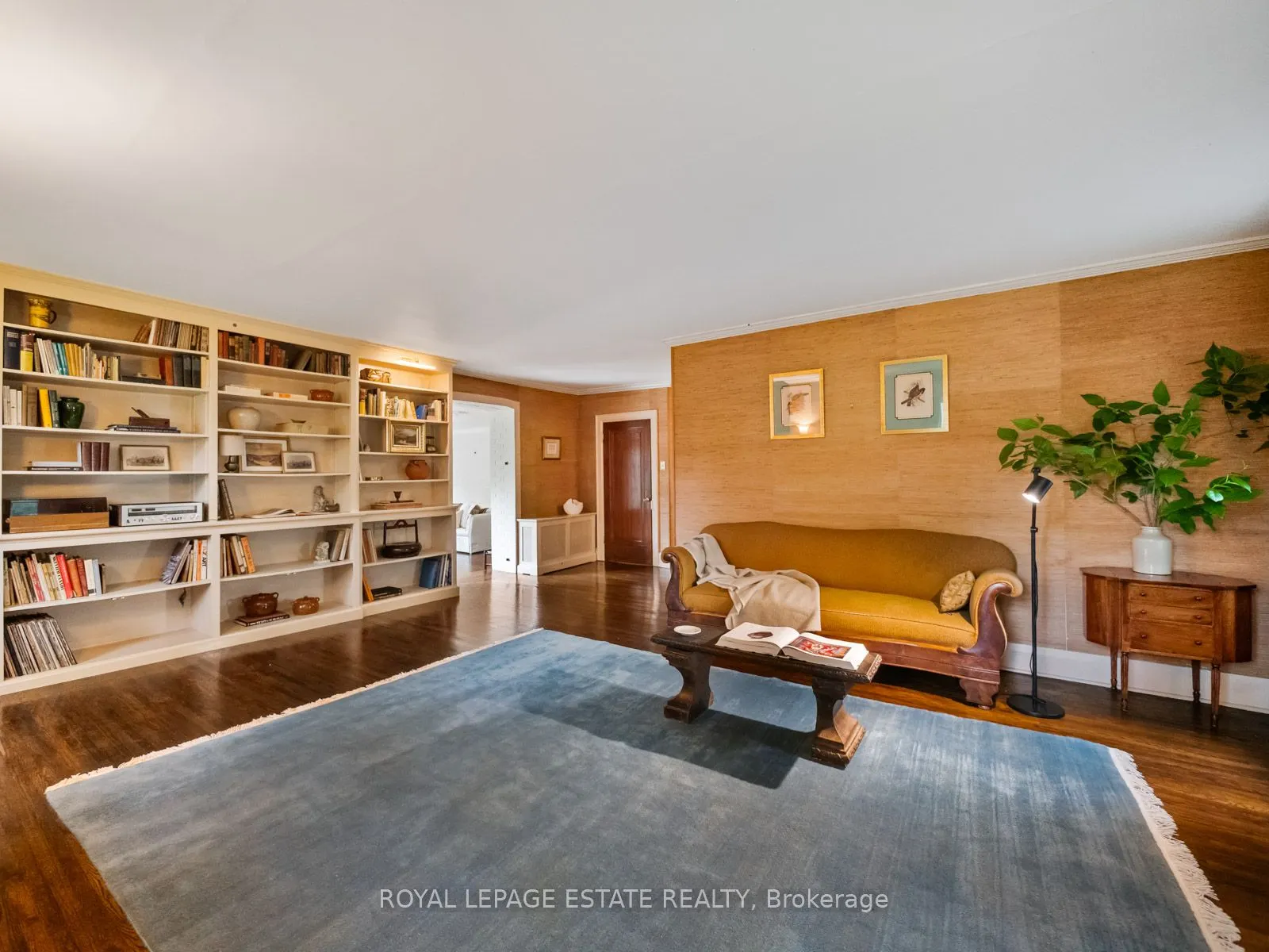 89 Main Street S