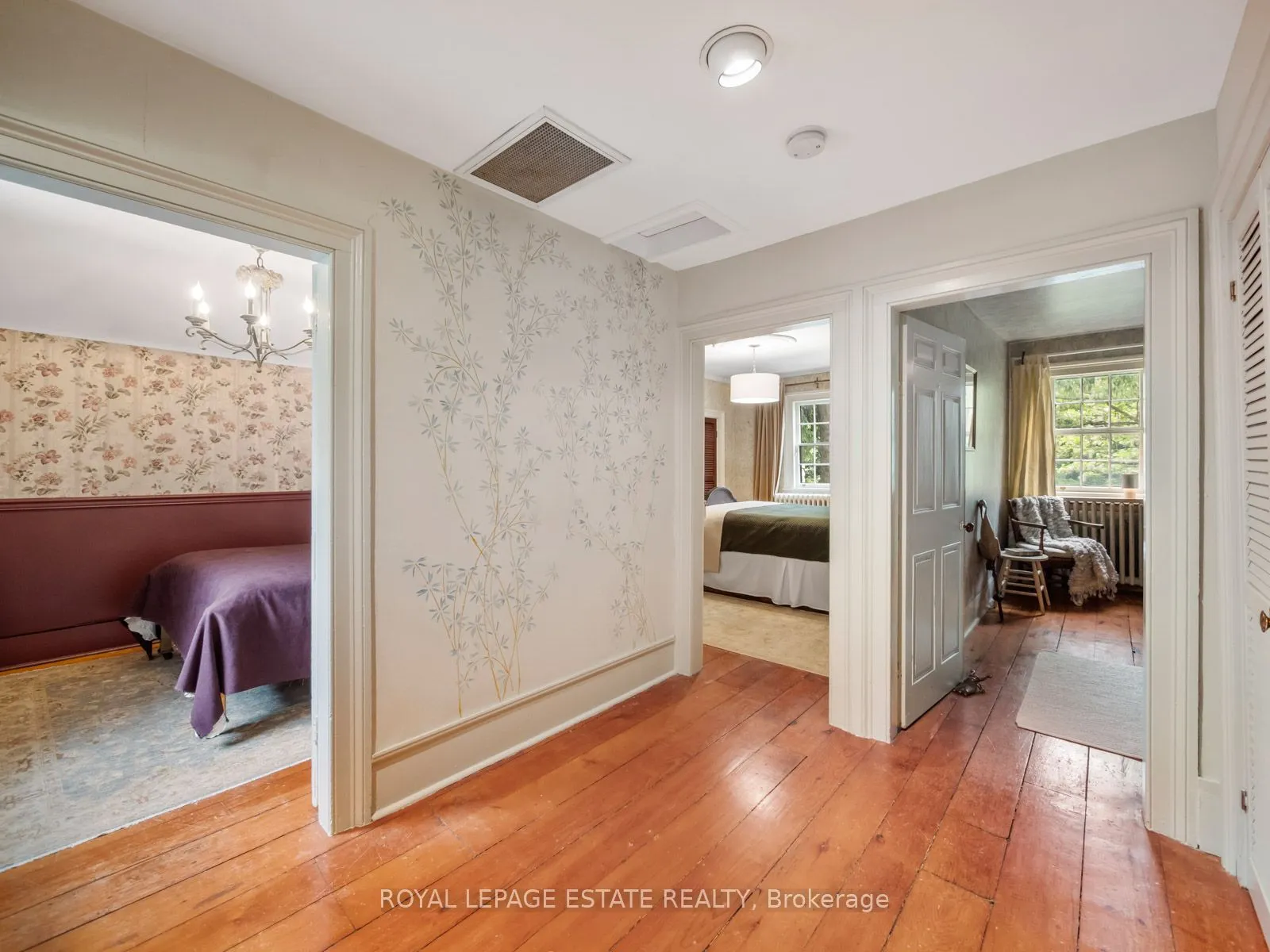 89 Main Street S