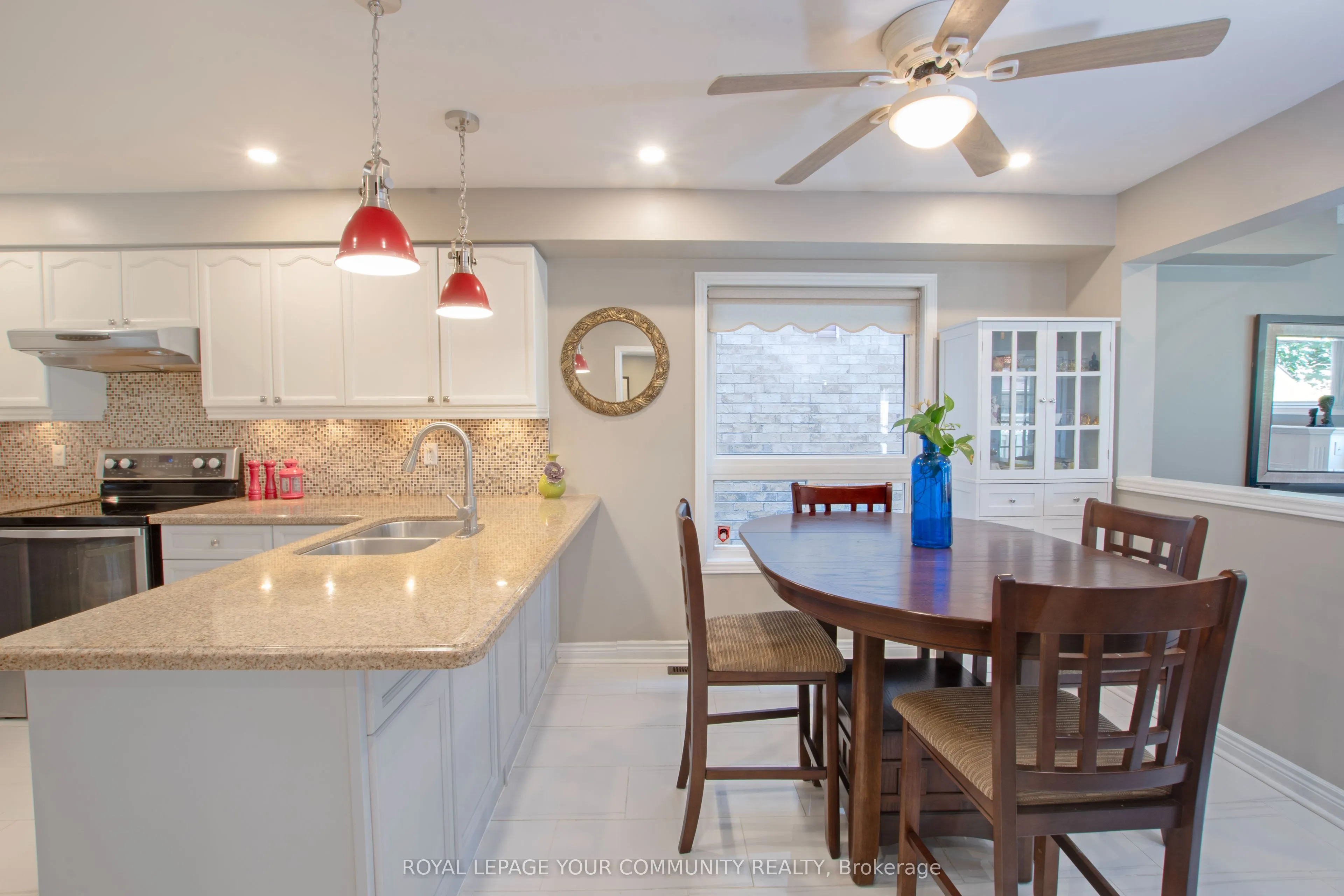 226 Kayla Crescent