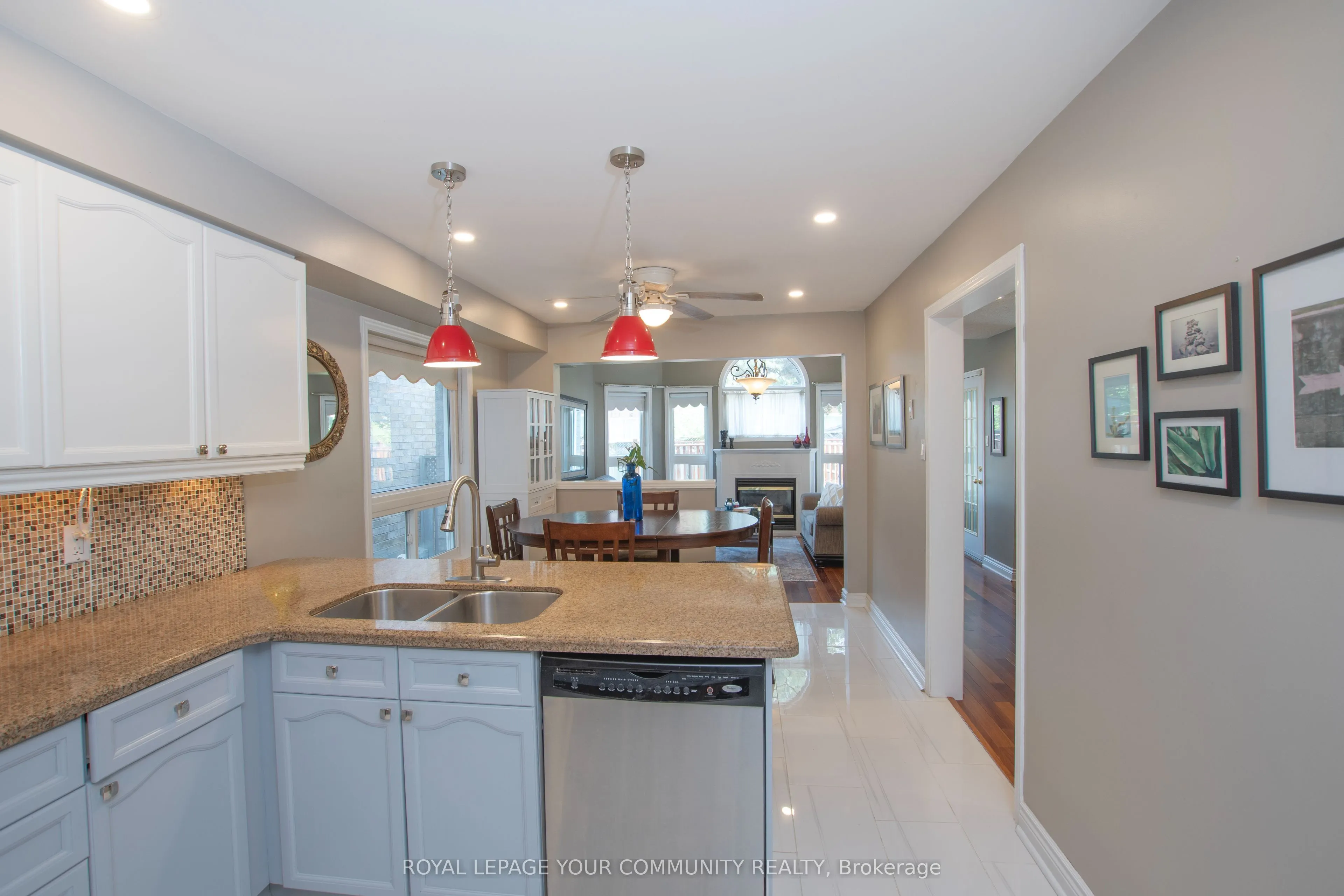 226 Kayla Crescent