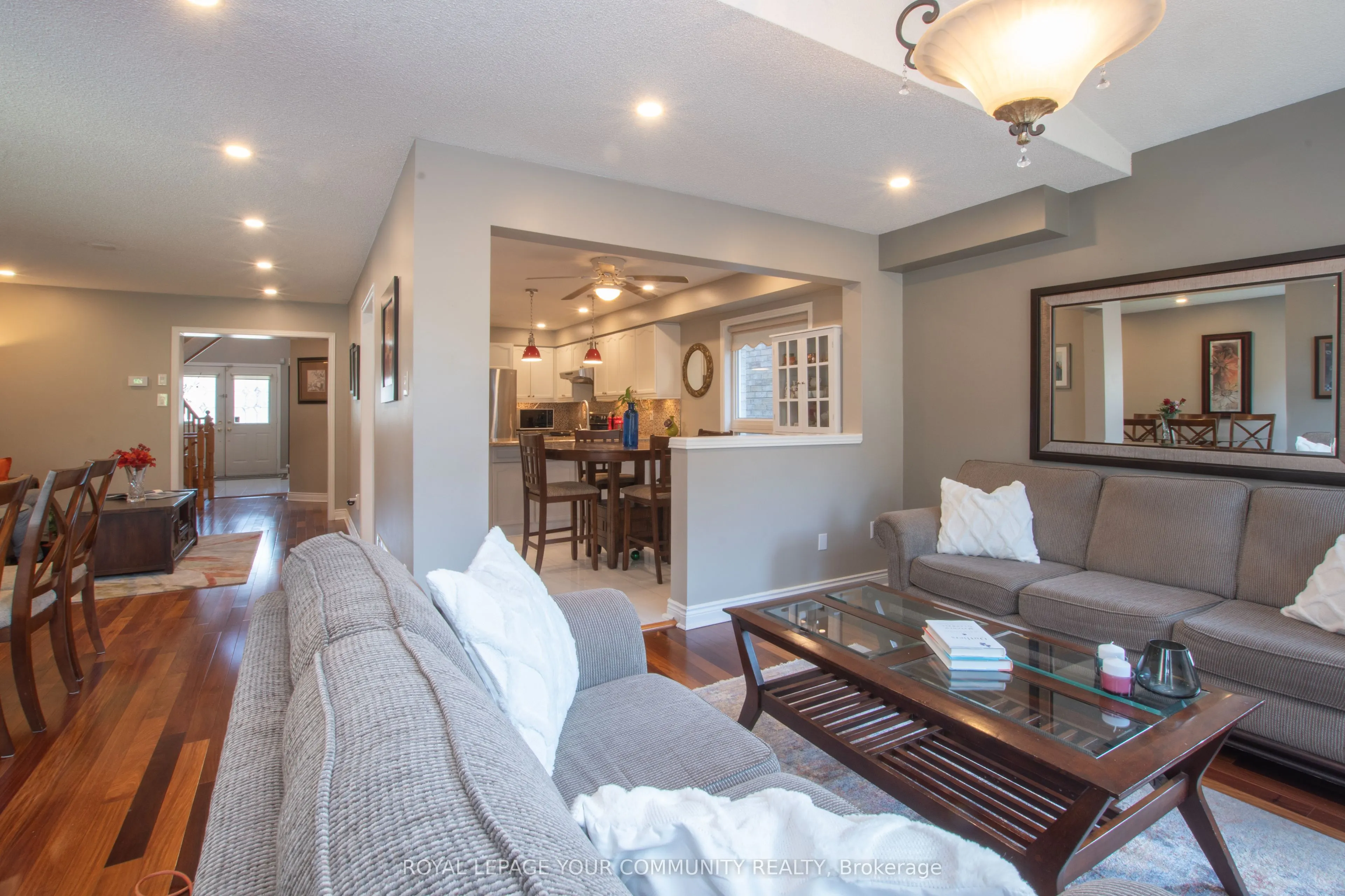 226 Kayla Crescent