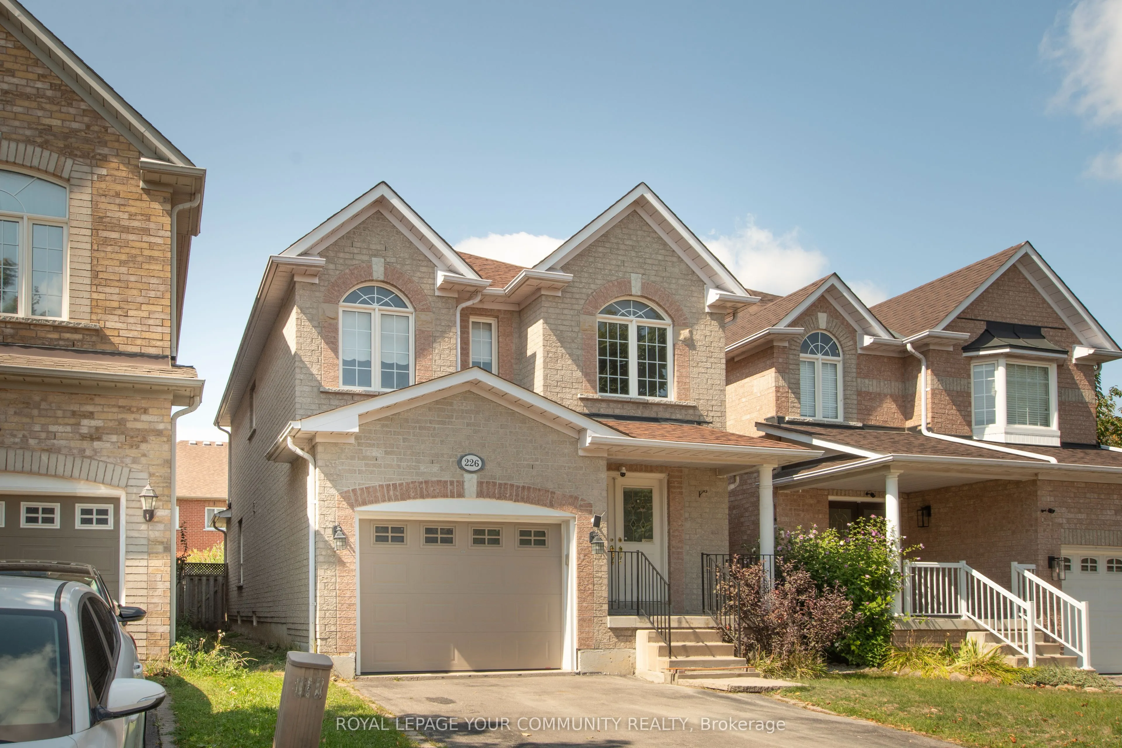 226 Kayla Crescent