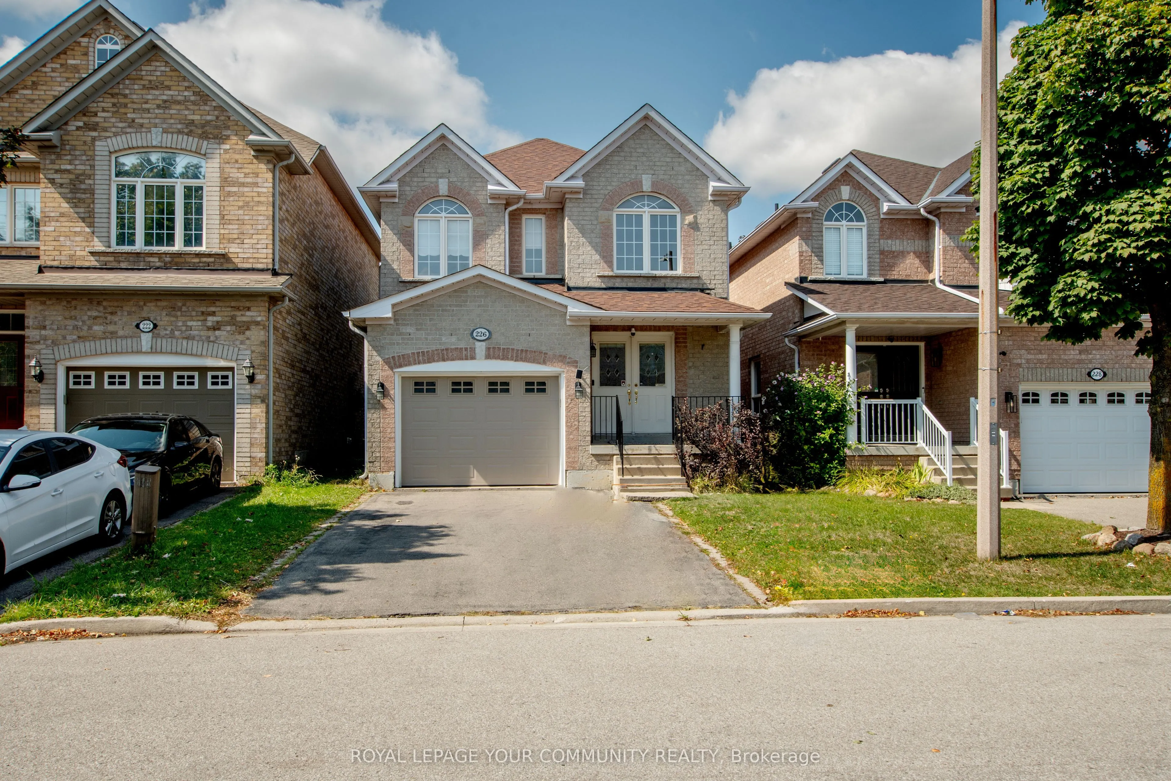 226 Kayla Crescent