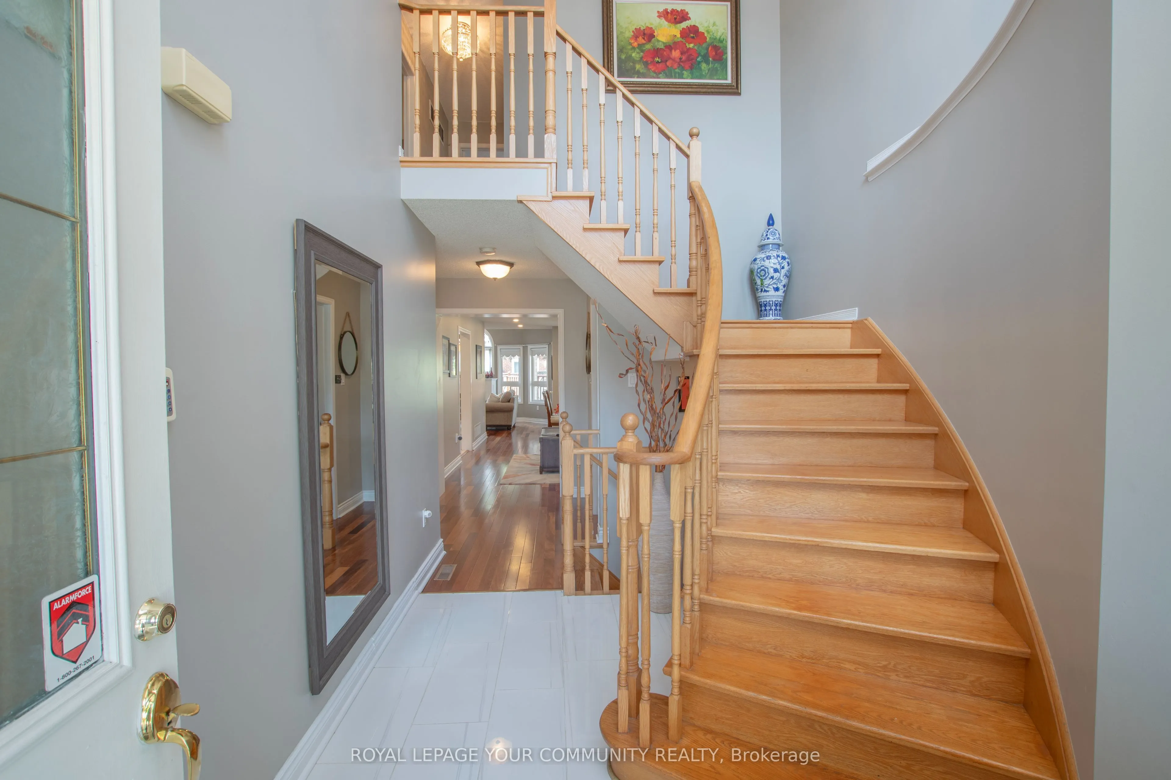 226 Kayla Crescent