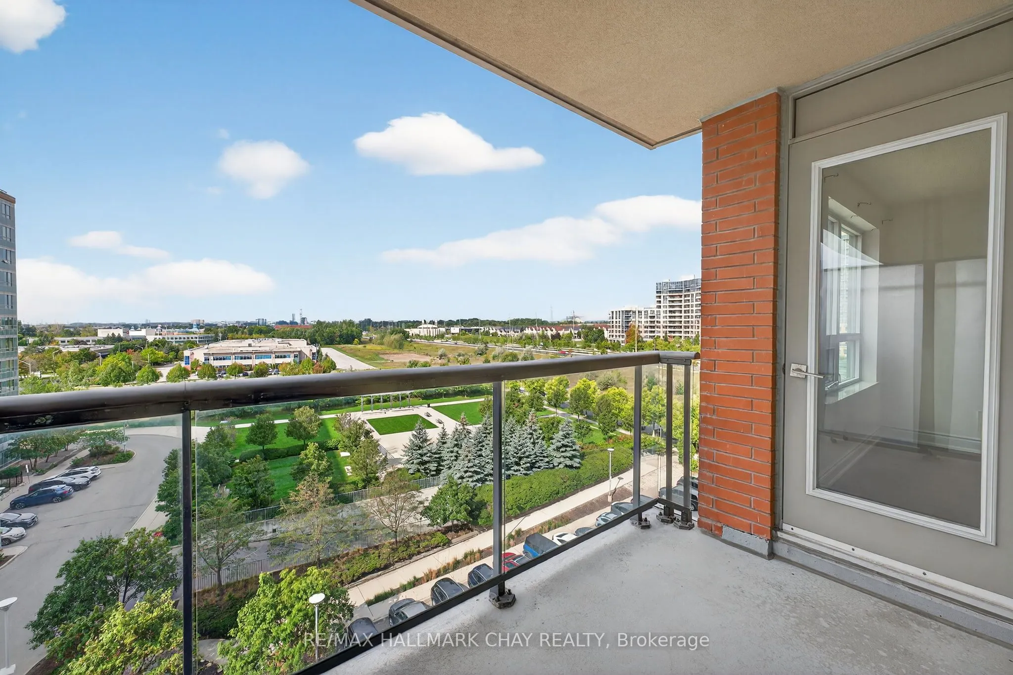 60 South Town Centre Boulevard, #819