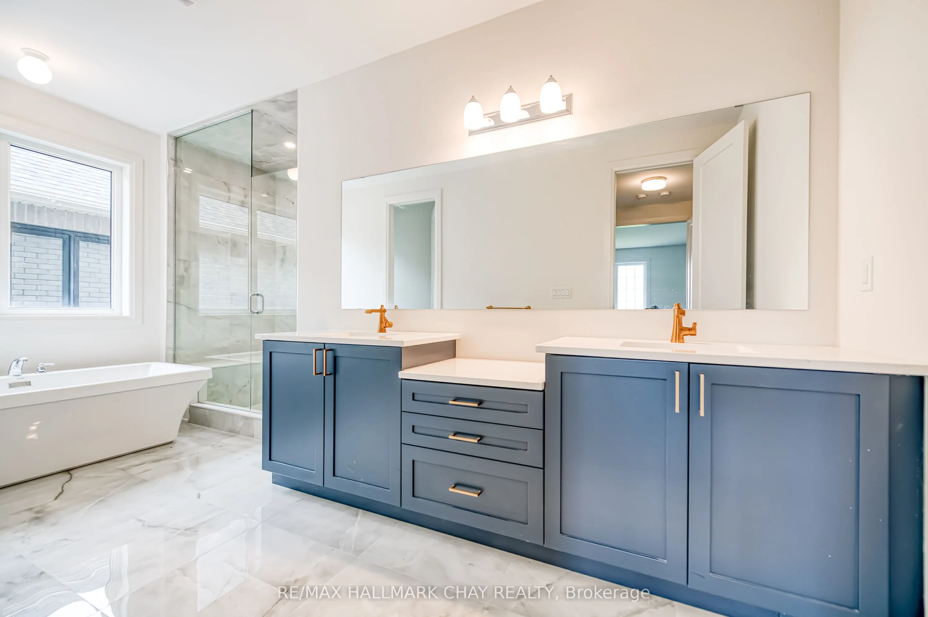 31 Bayberry Dr Drive E