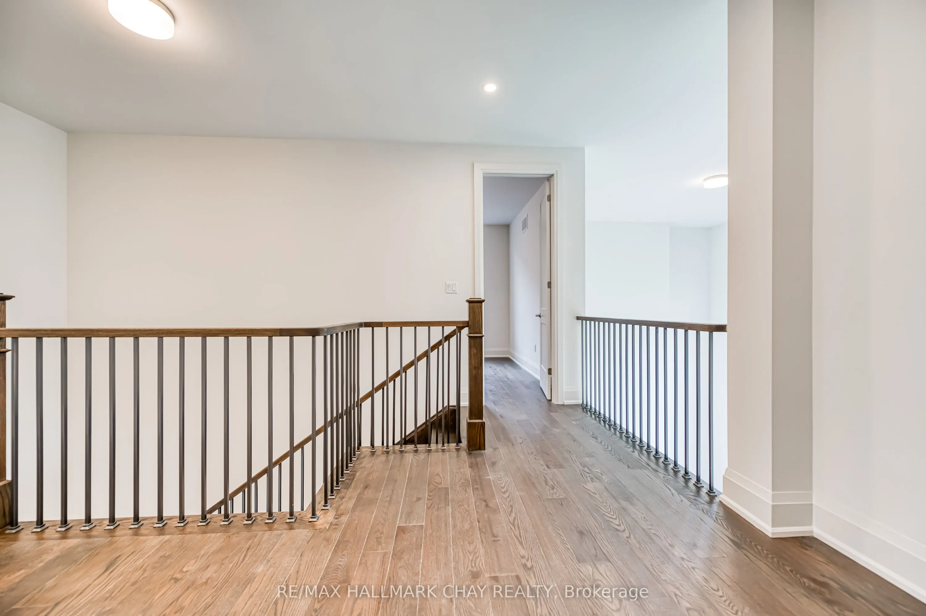 31 Bayberry Dr Drive E