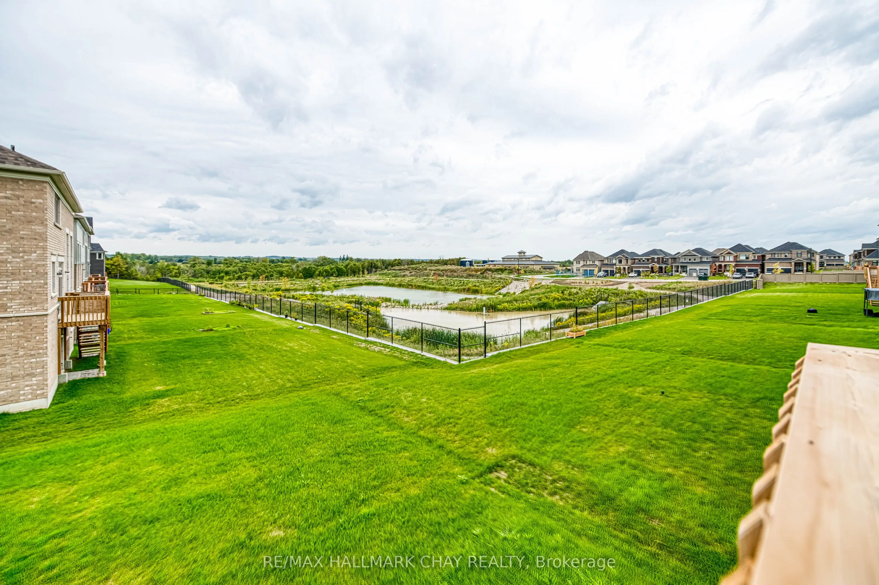 31 Bayberry Dr Drive E