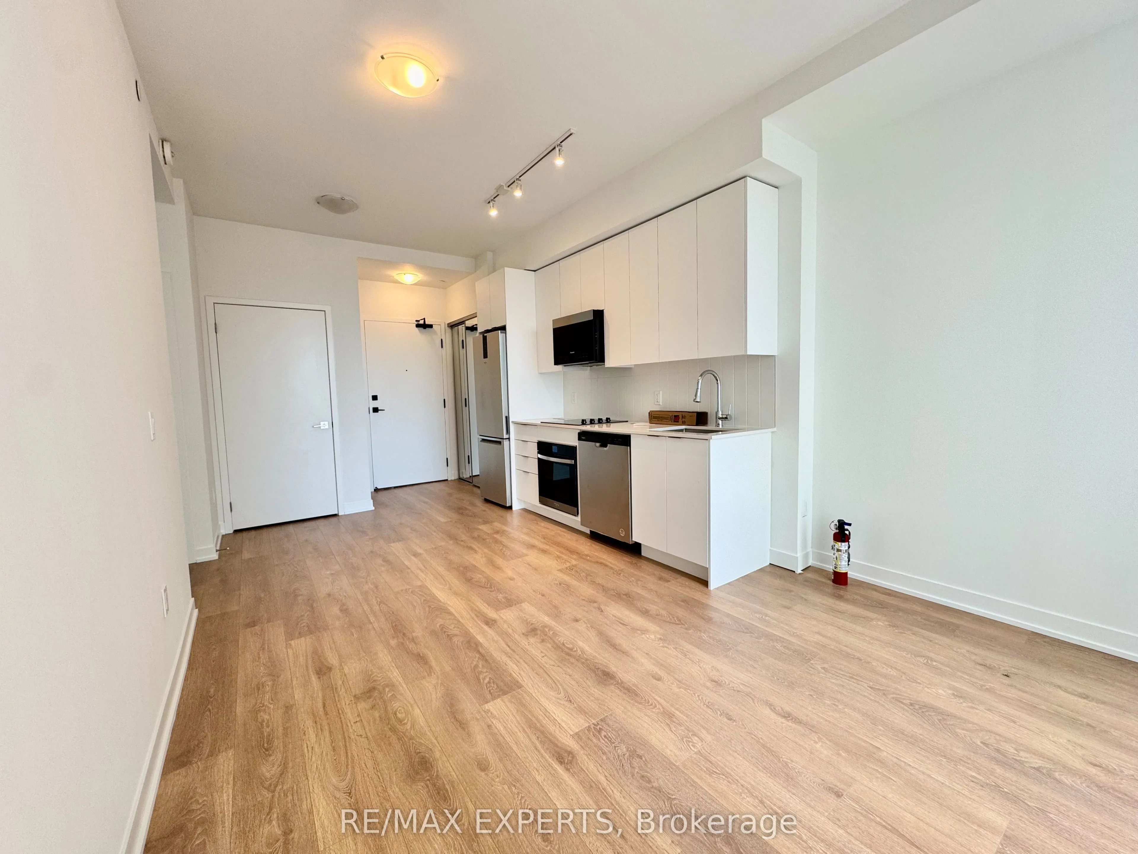 474 Caldari Road, #605