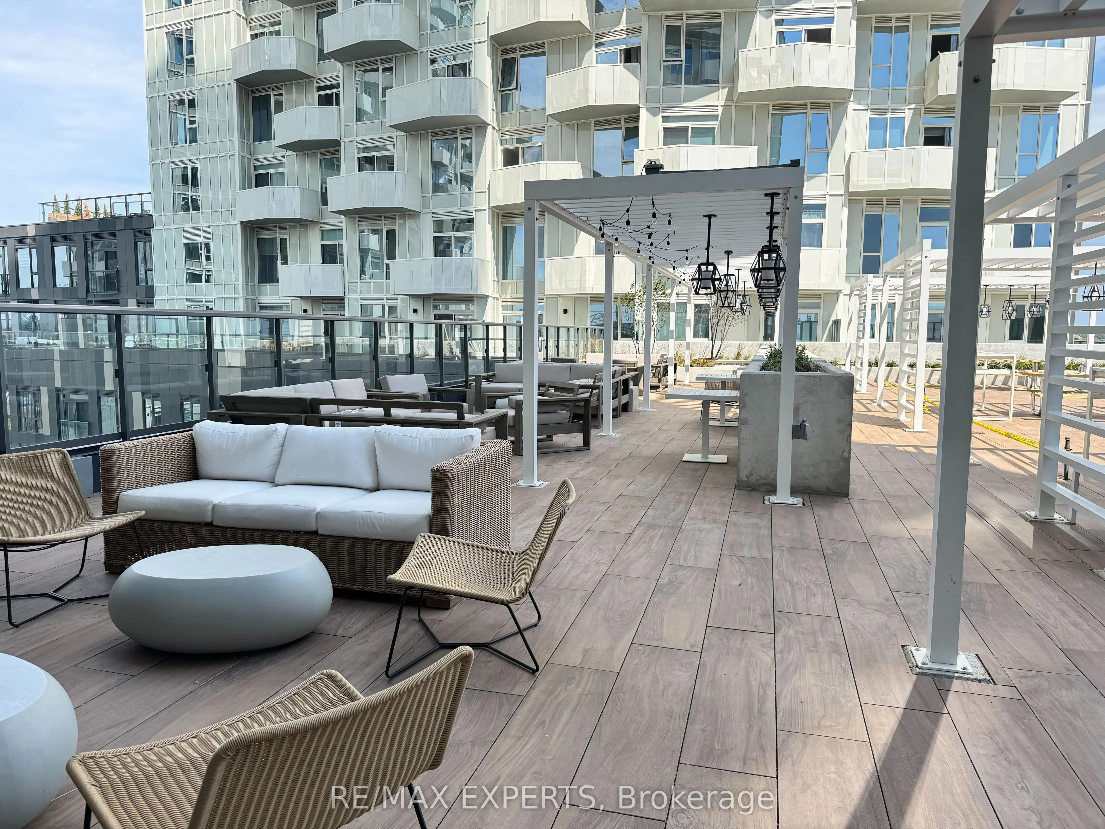 474 Caldari Road, #605
