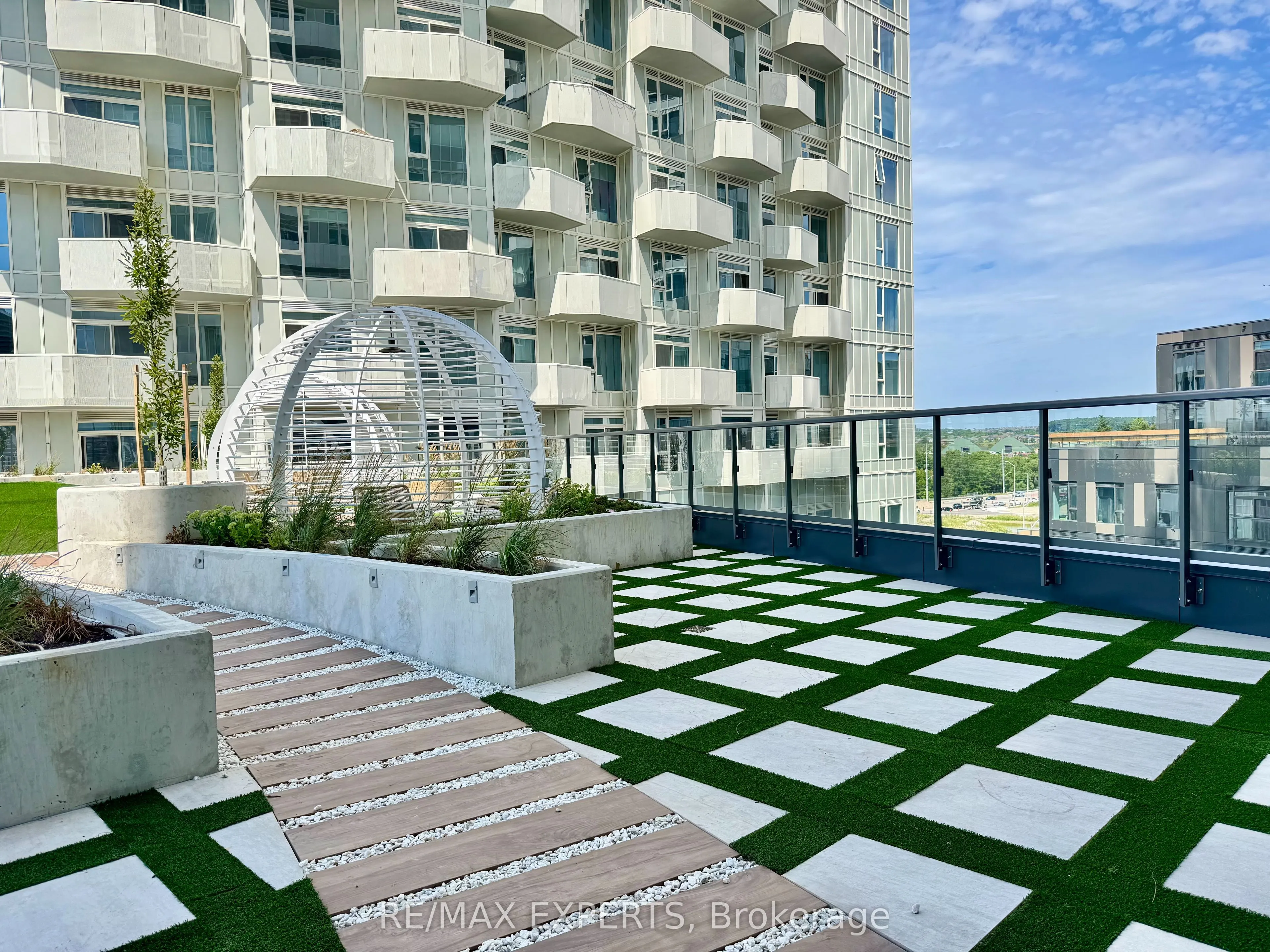 474 Caldari Road, #605