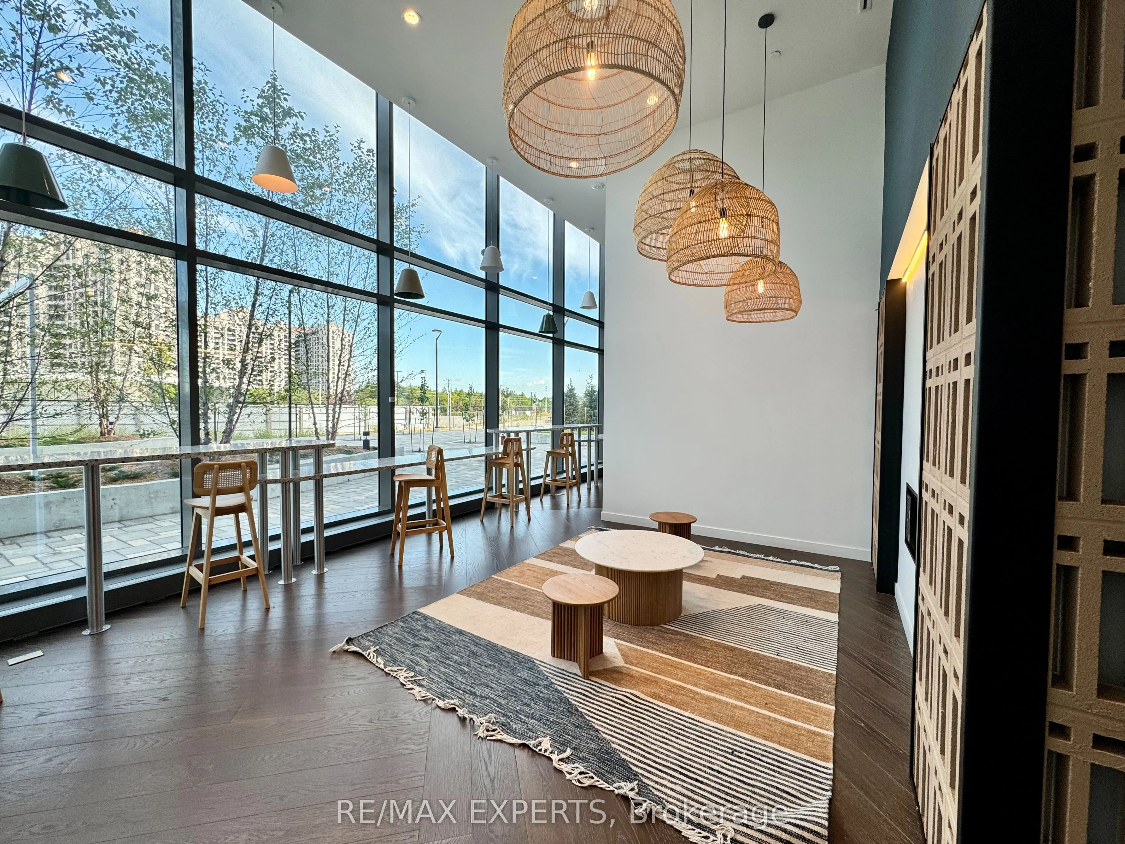 474 Caldari Road, #605