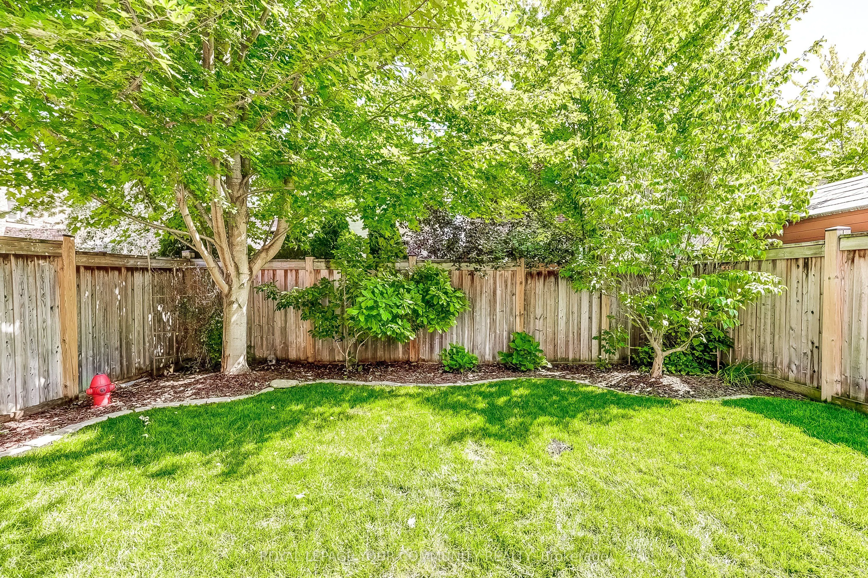 17 Claudview Street