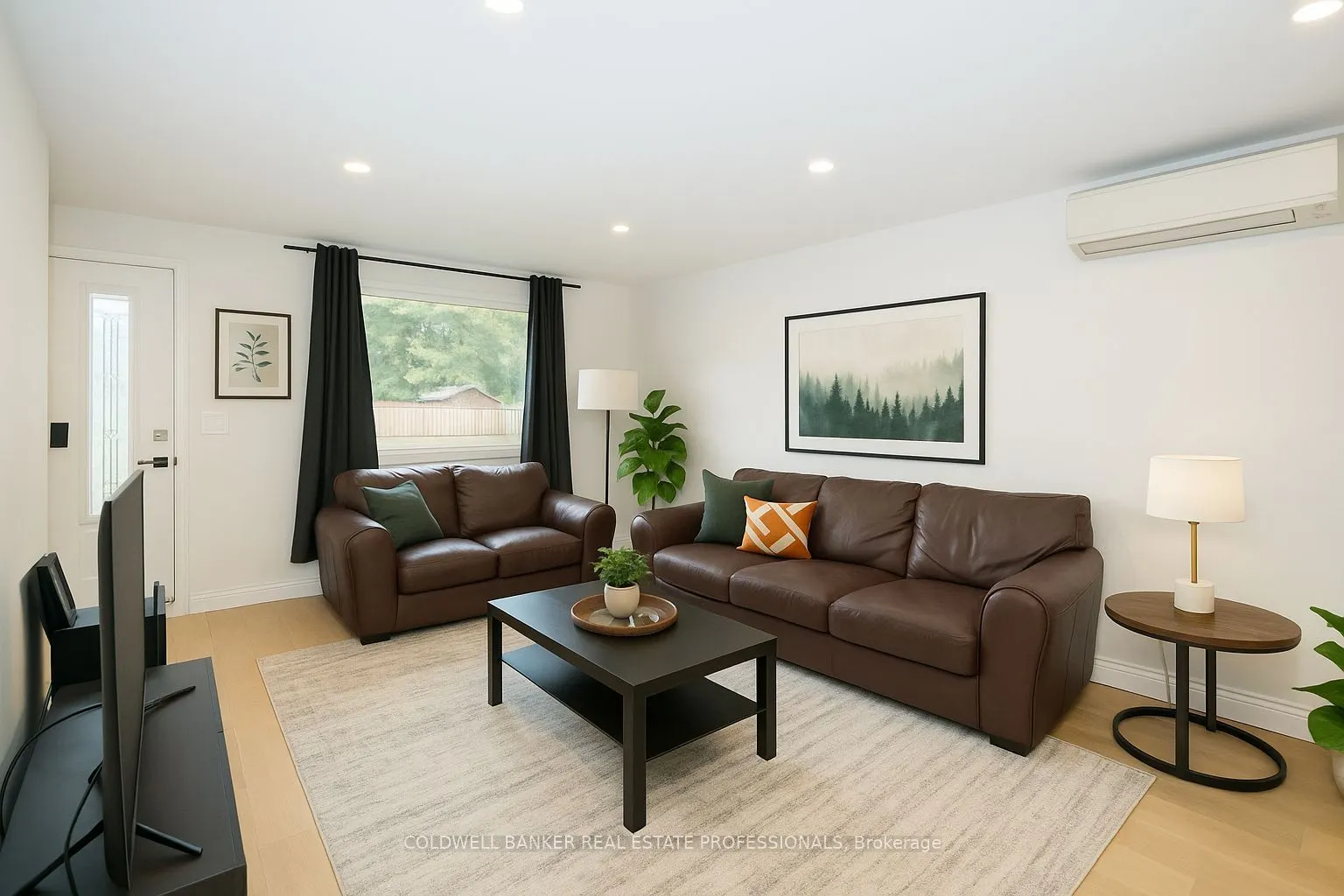 235 Simcoe Avenue