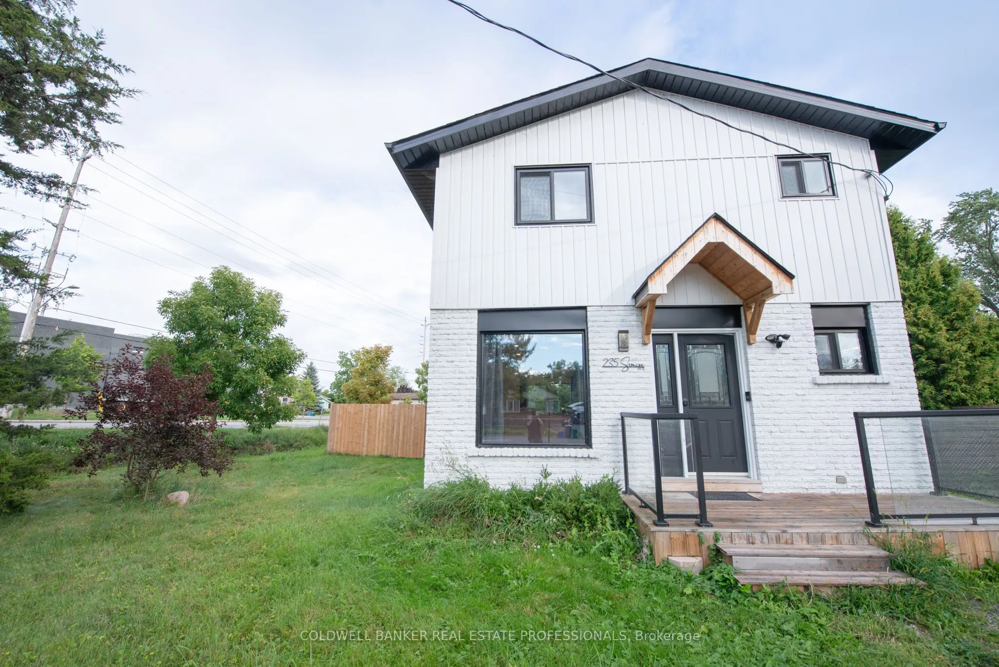 235 Simcoe Avenue