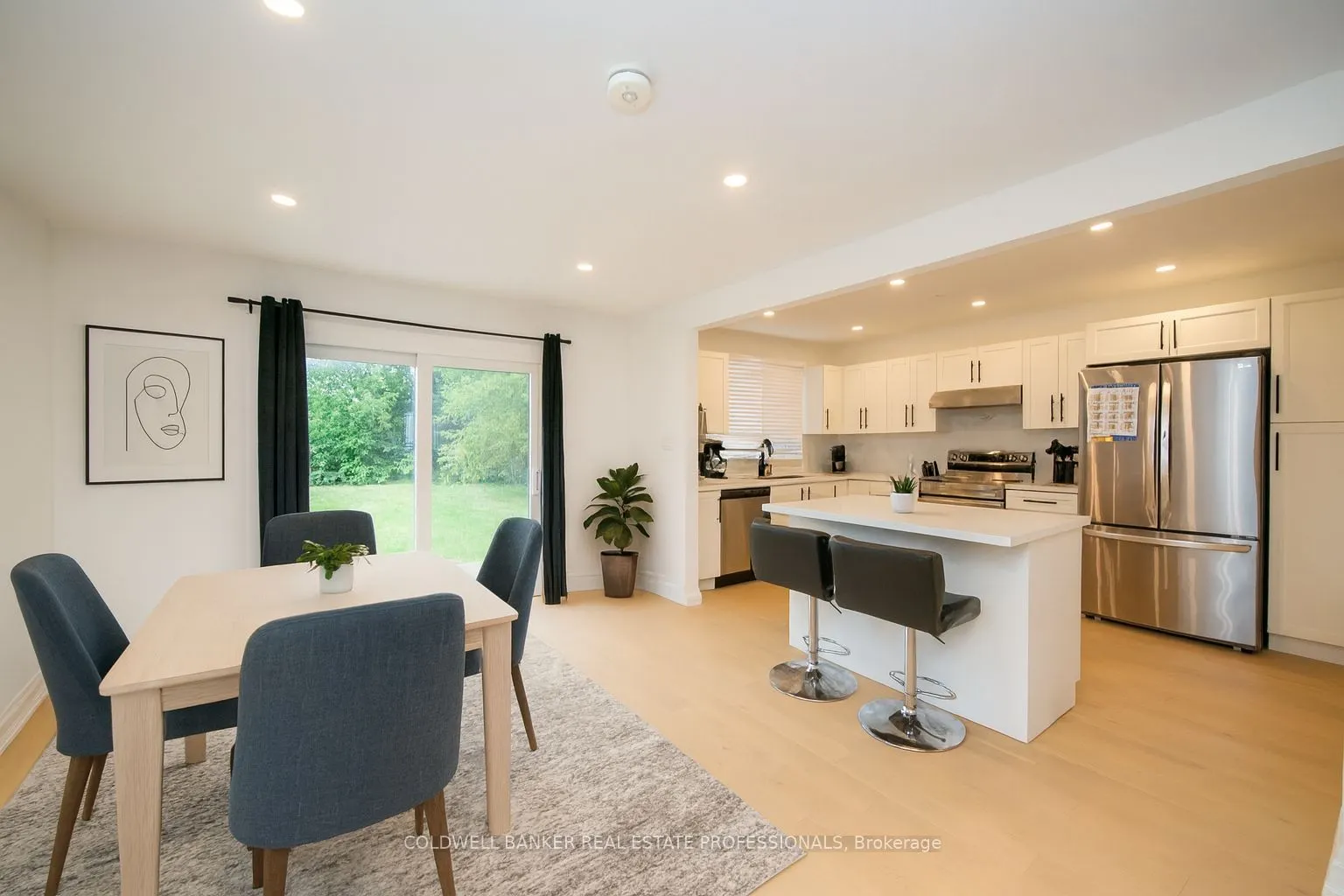 235 Simcoe Avenue