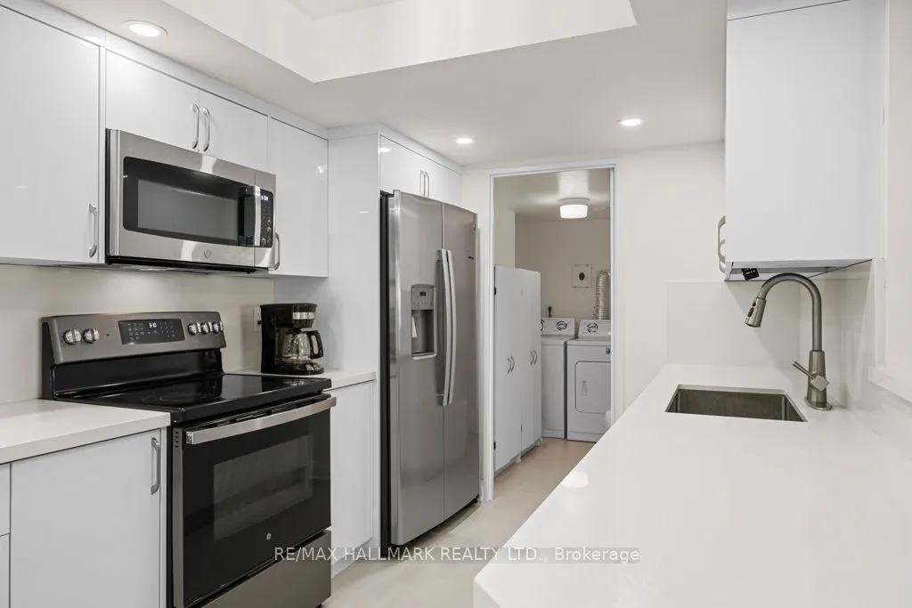 33 Weldrick Road E, #1505