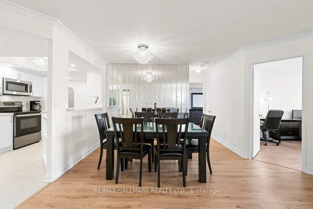 33 Weldrick Road E, #1505