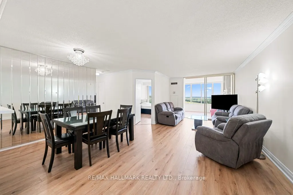 33 Weldrick Road E, #1505