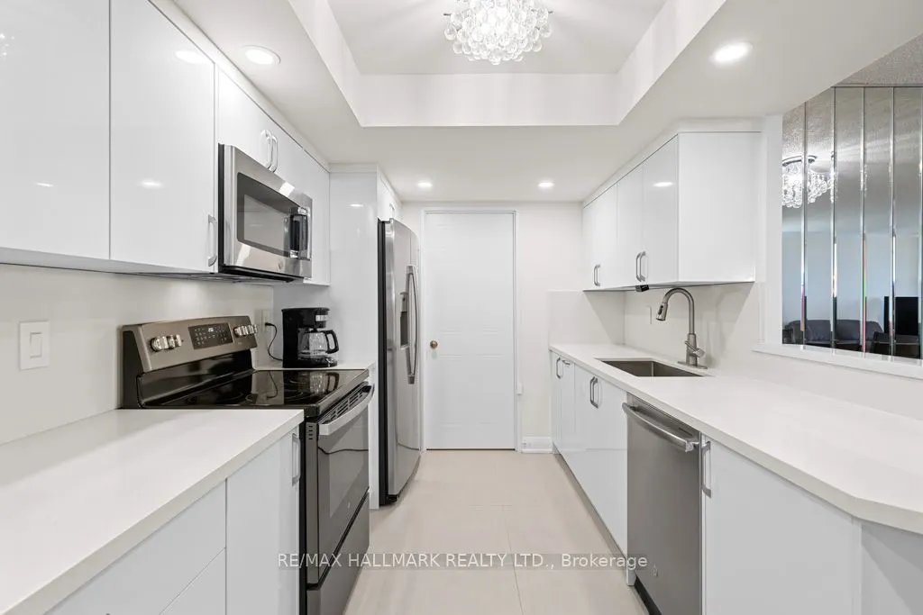 33 Weldrick Road E, #1505
