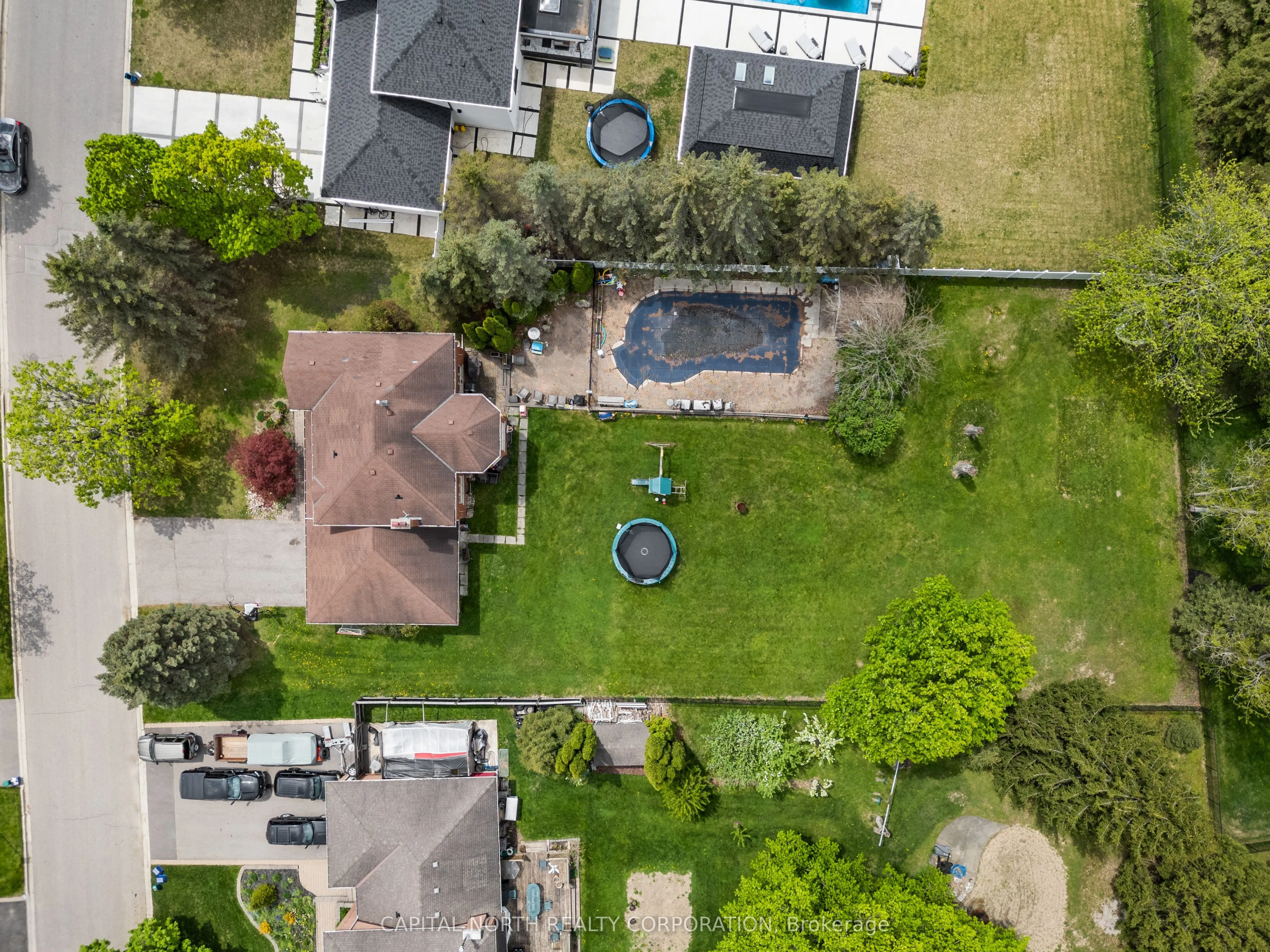 40 Humber Valley Crescent