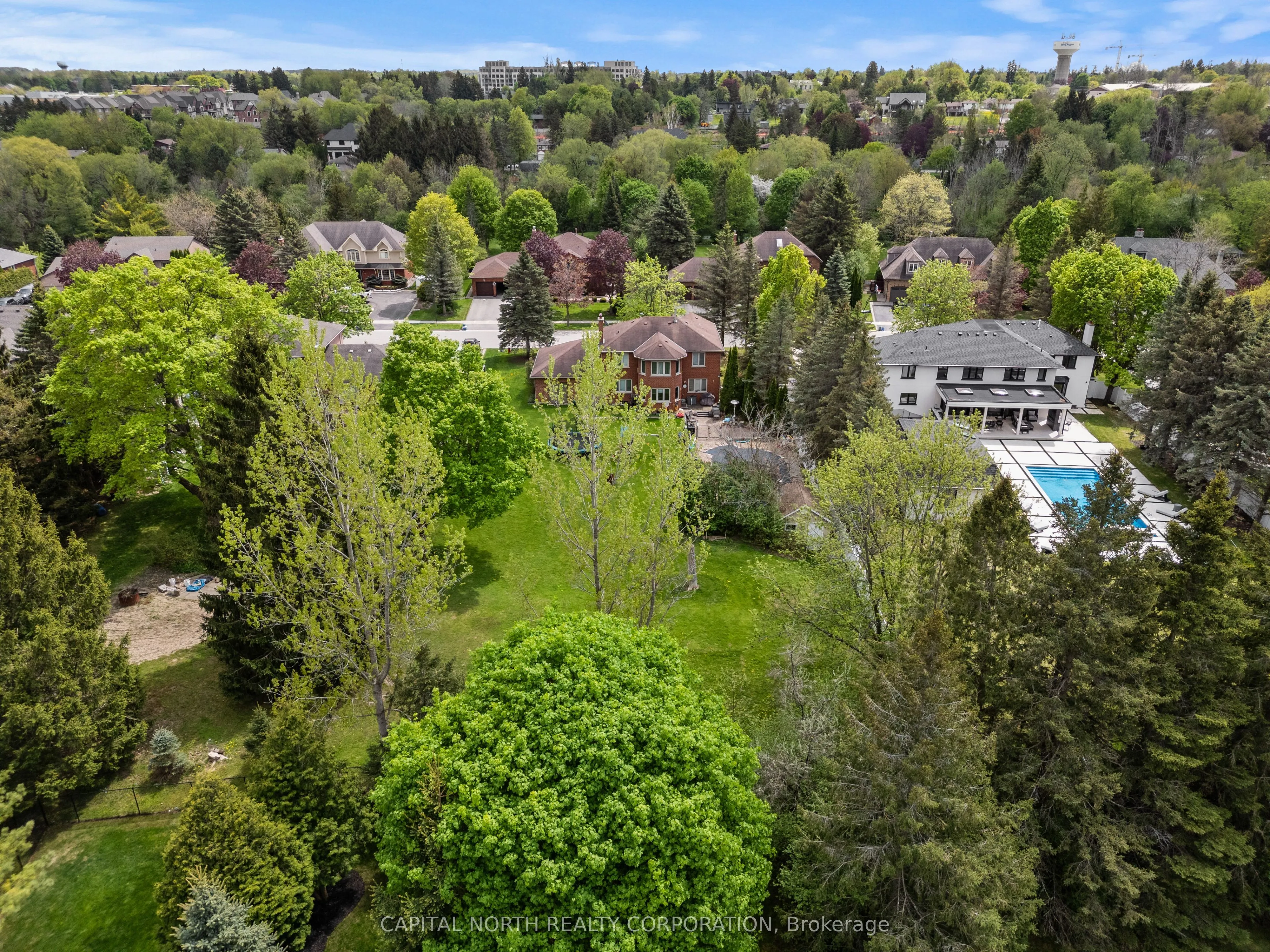 40 Humber Valley Crescent